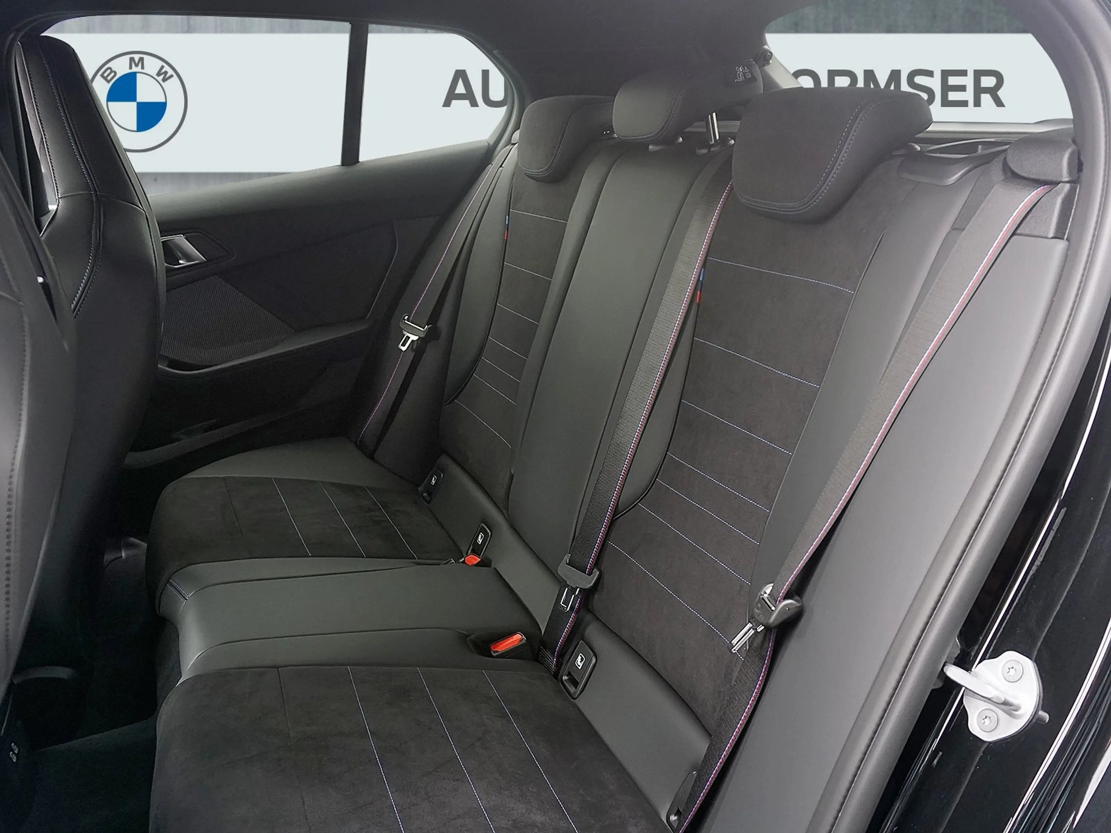 BMW 135 M135 xDrive Hatch — photo 10