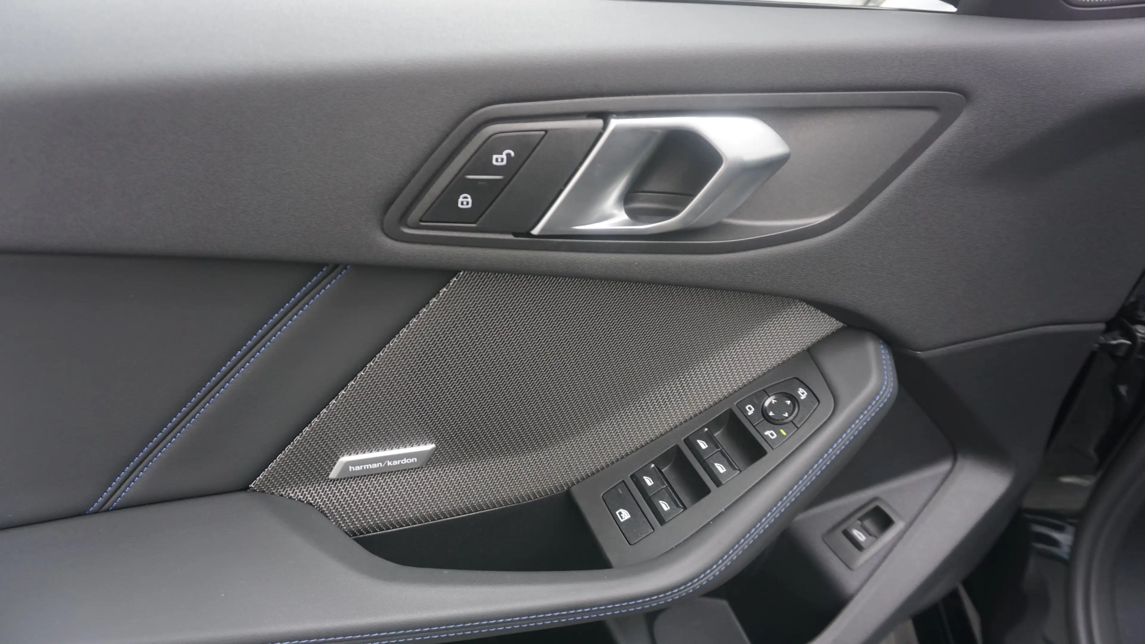 BMW 135 M135 xDrive Hatch — photo 24