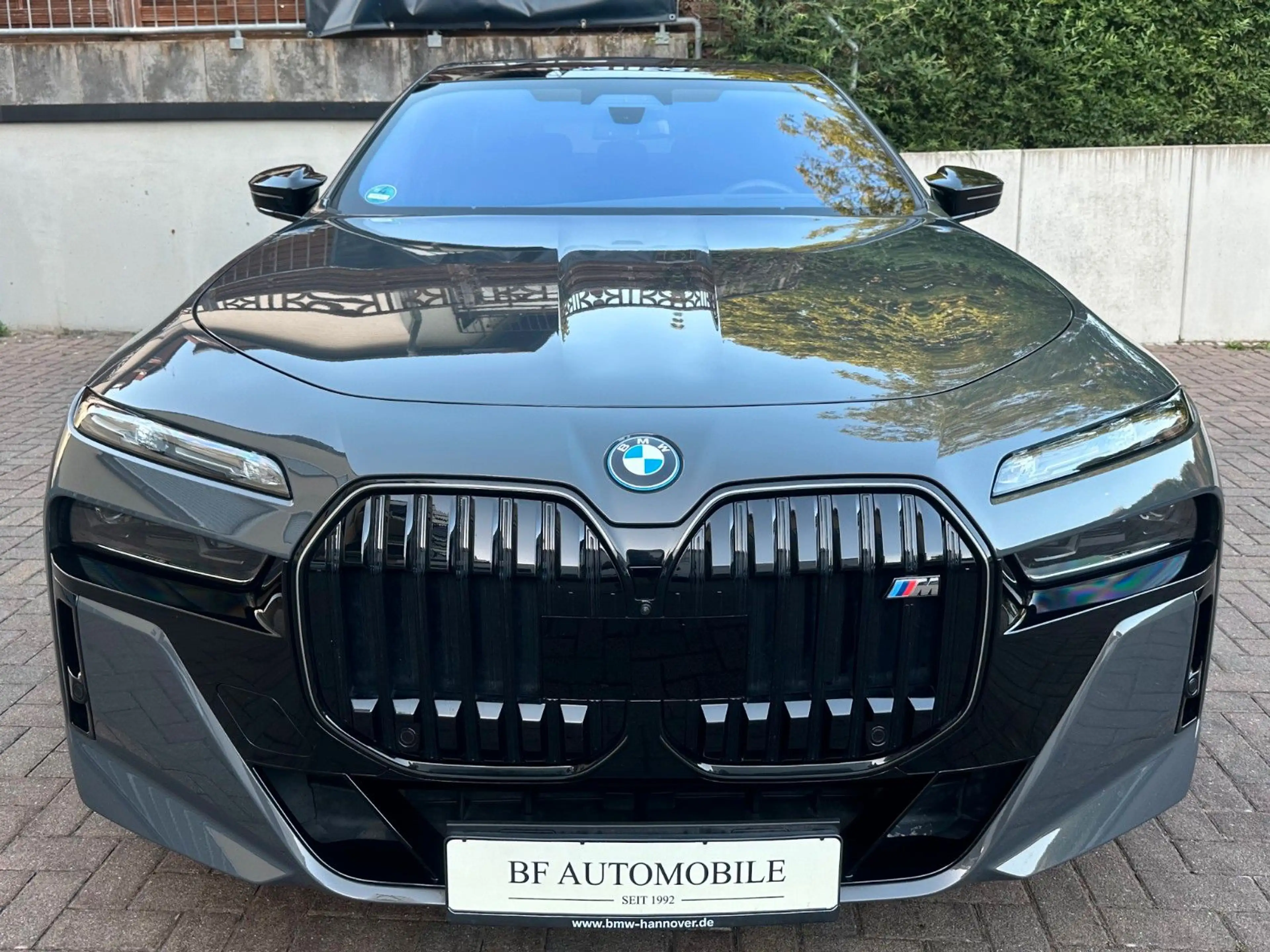 BMW i7 M70 xDrive PANO-SKY*B&W*Fond-TV*Executive — photo 9