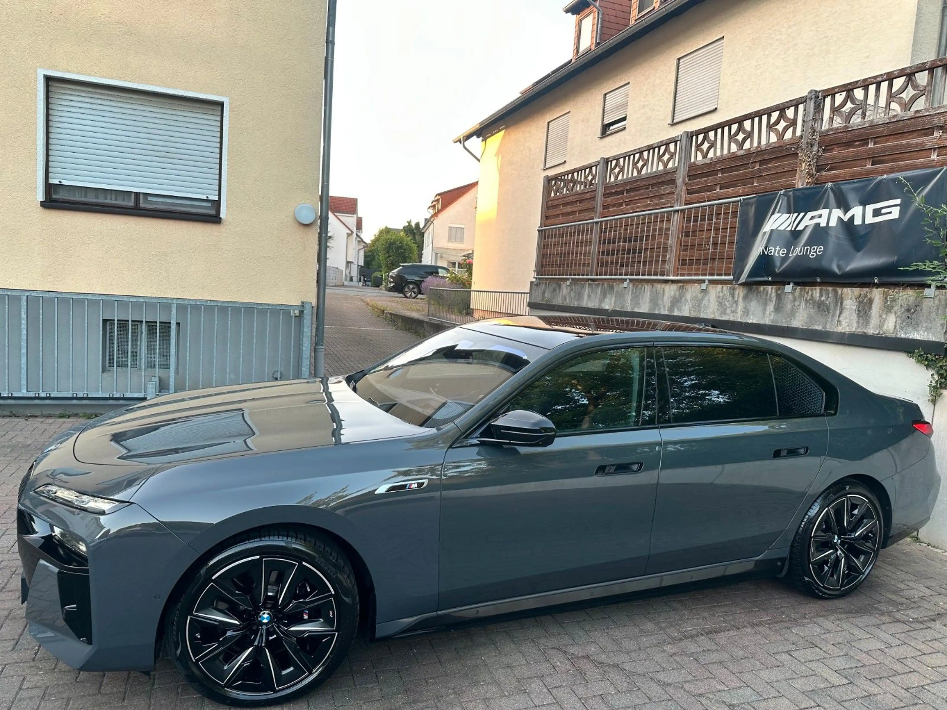 BMW i7 M70 xDrive PANO-SKY*B&W*Fond-TV*Executive — photo 14
