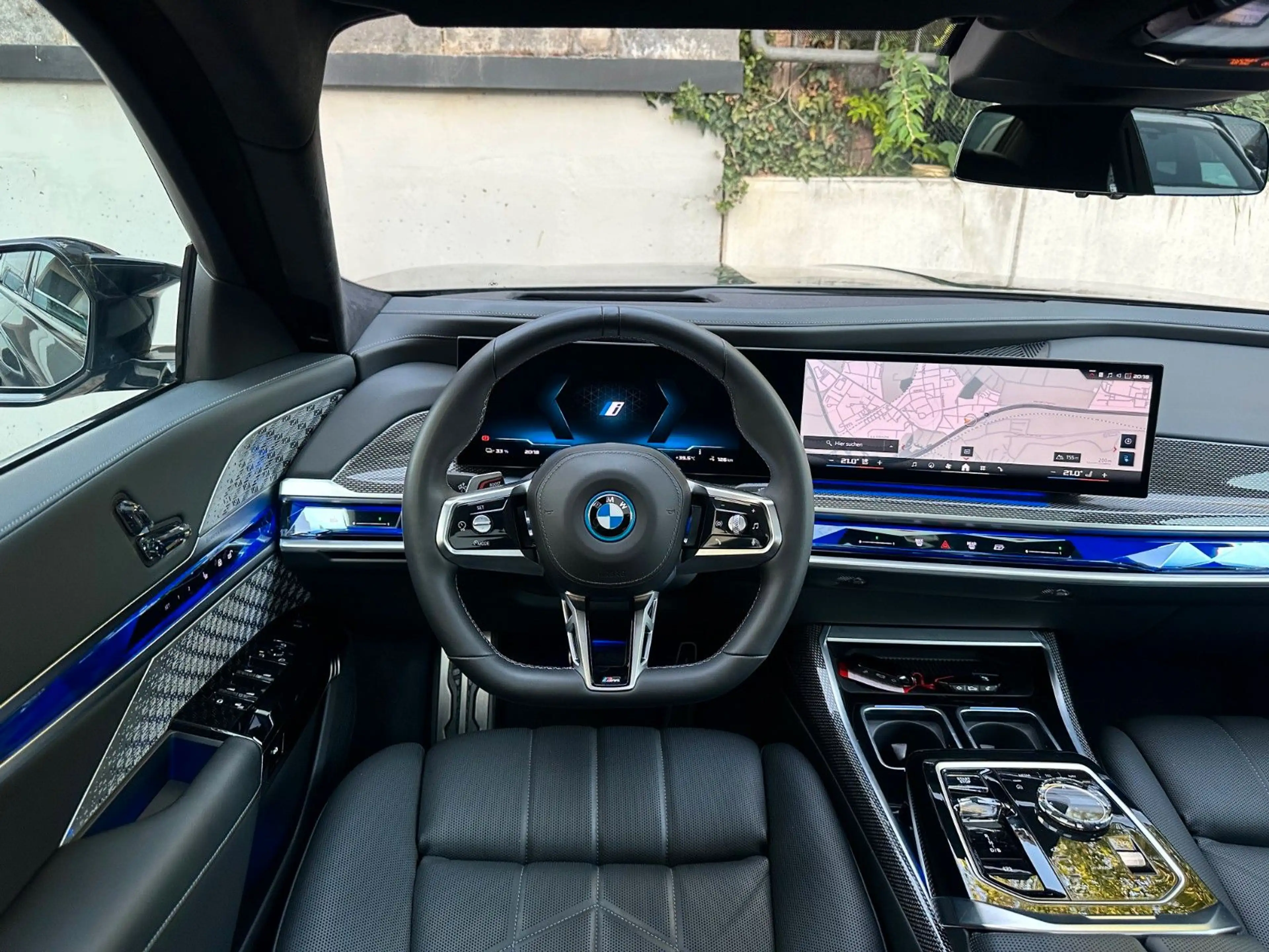 BMW i7 M70 xDrive PANO-SKY*B&W*Fond-TV*Executive — photo 10
