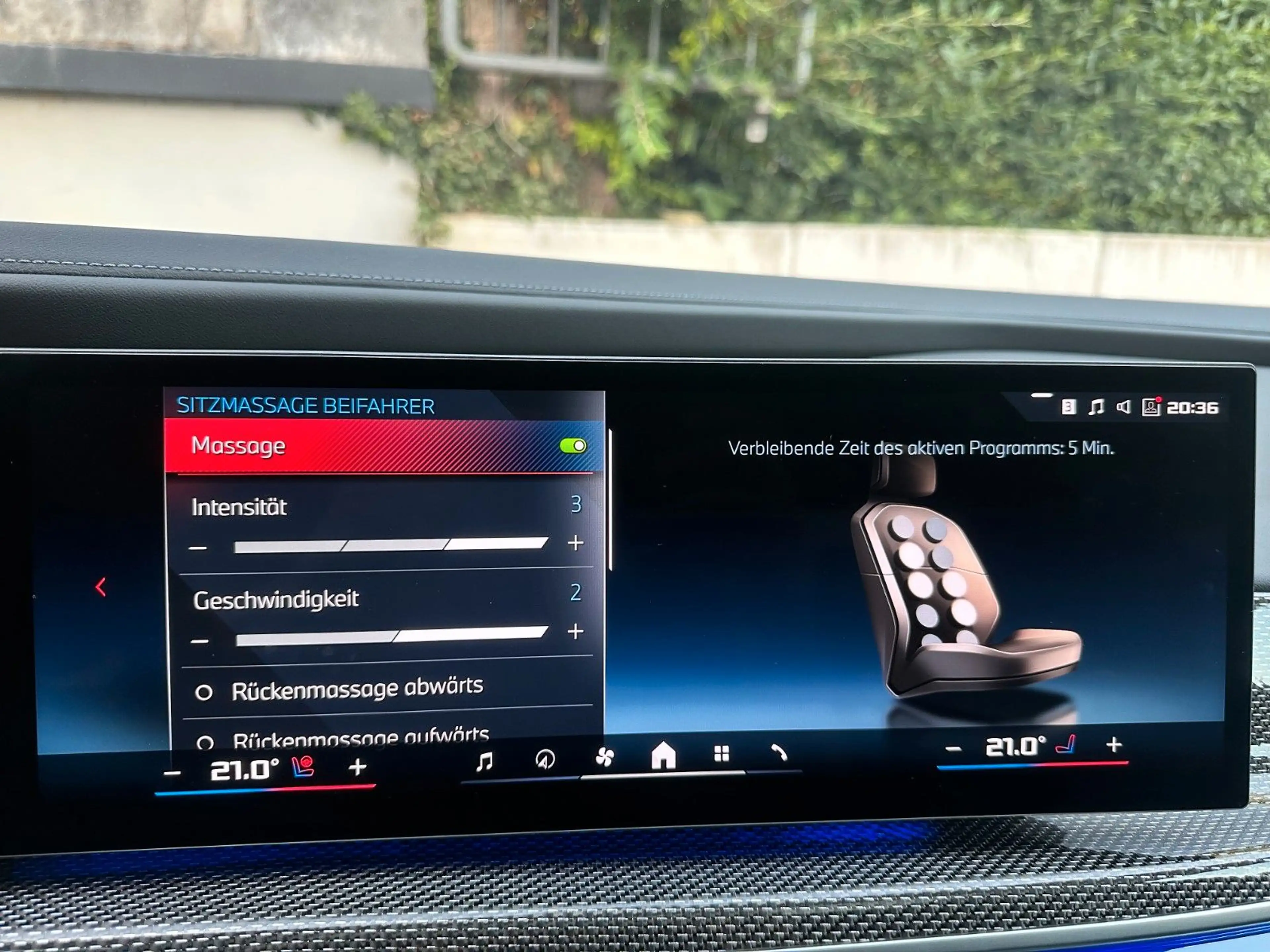 BMW i7 M70 xDrive PANO-SKY*B&W*Fond-TV*Executive — photo 6