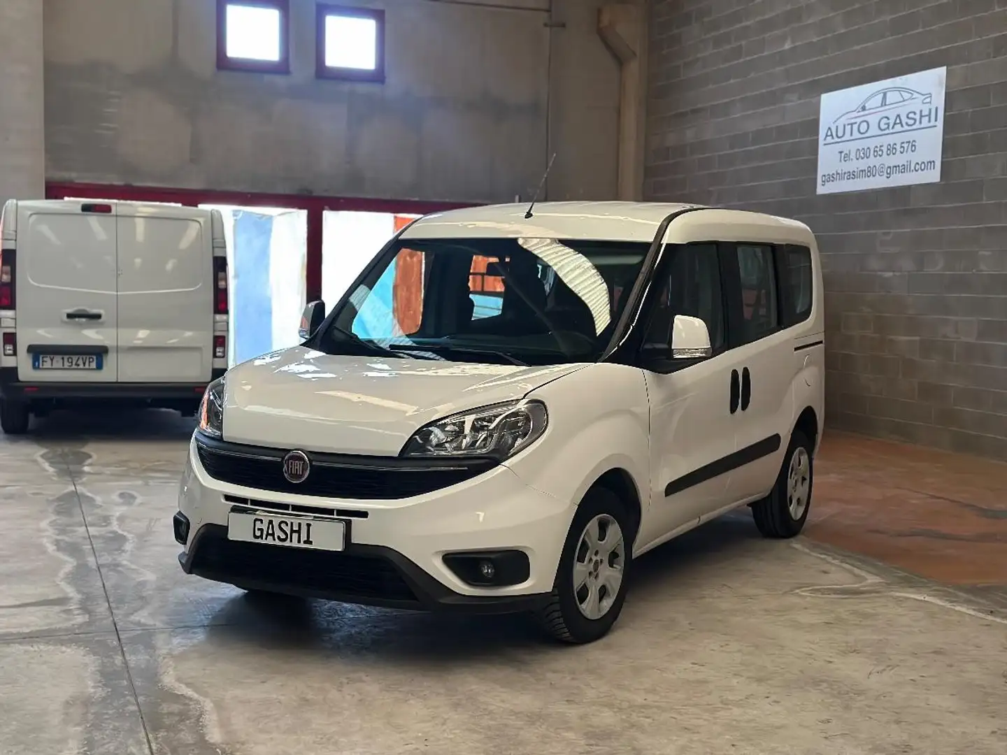 Fiat Doblo Dobl&ograve; 1.6 MJT 90 CV Lounge Bianco - 1