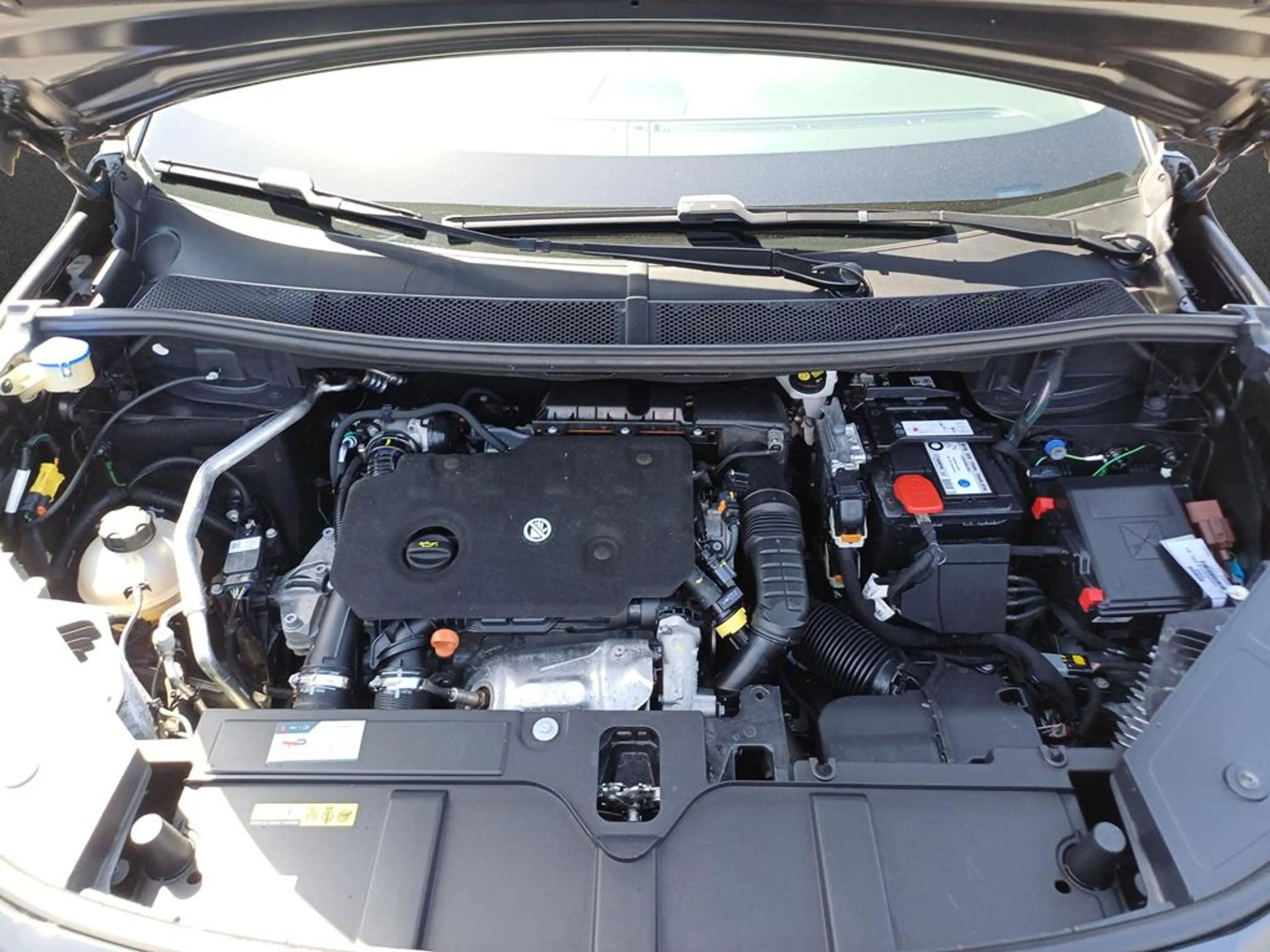 DS Automobiles DS 7 Performance Line+ Blue HDI 130 — photo 5