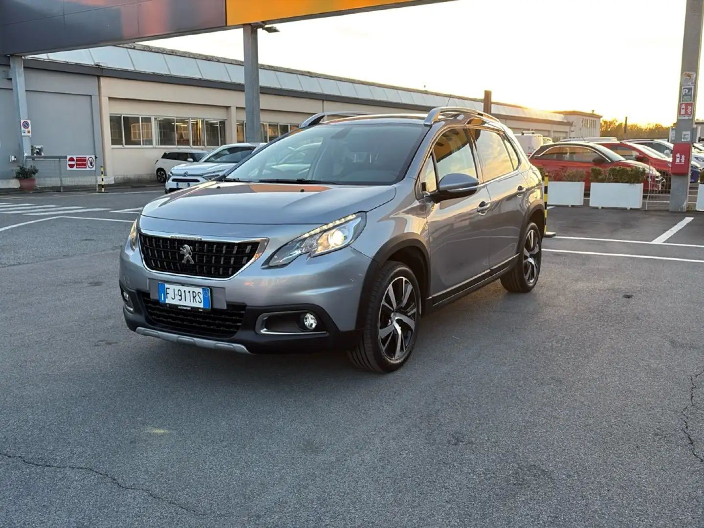 Peugeot 2008 PureTech Turbo 110 S&S Allure Grigio - 1