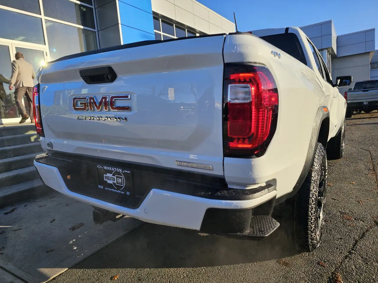 GMC Canyon снимка GMC Canyon