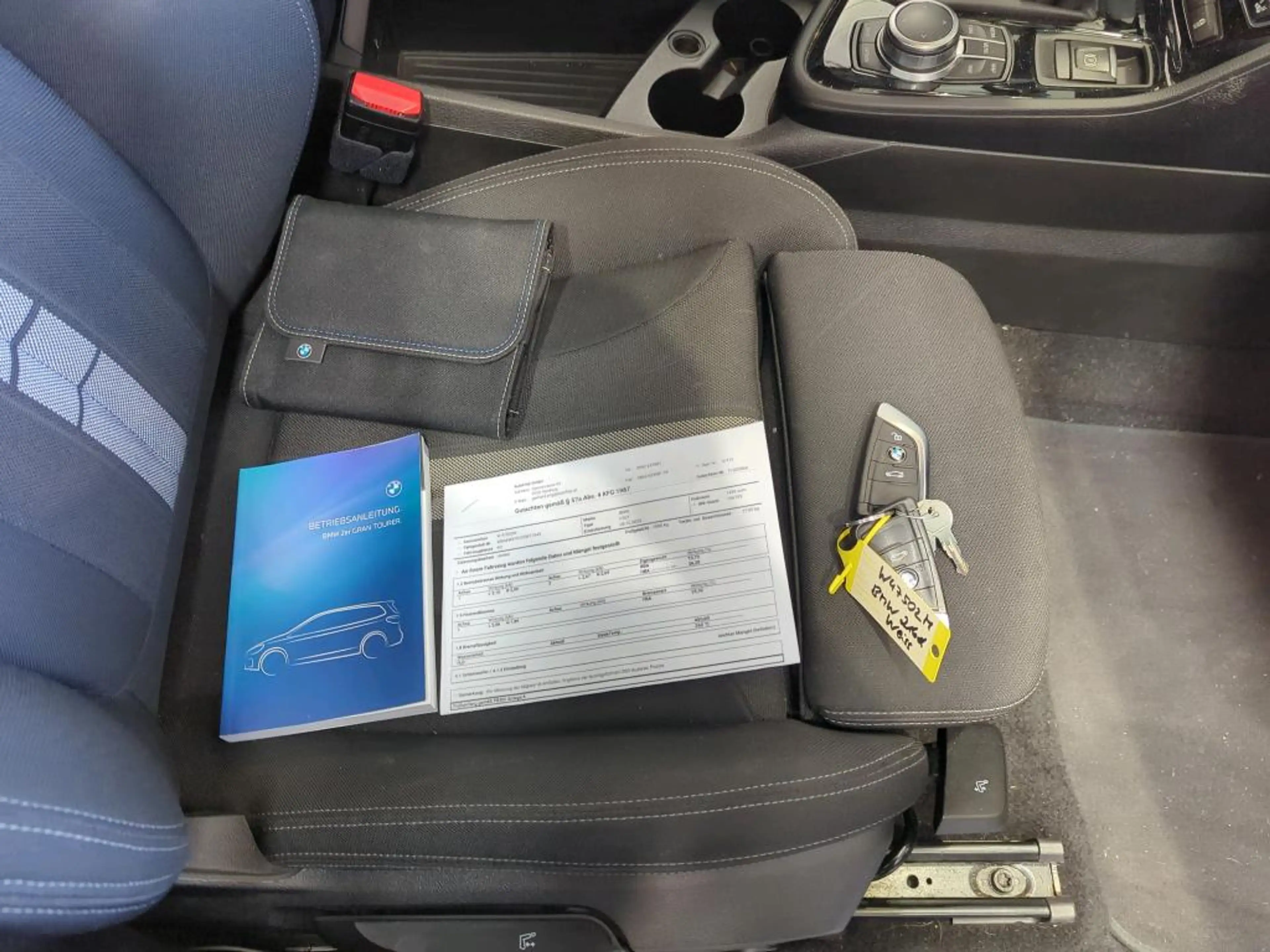 BMW 216 216 d Gran Tourer Advantage * AHK, Kamera, Navi, usw..* — photo 5