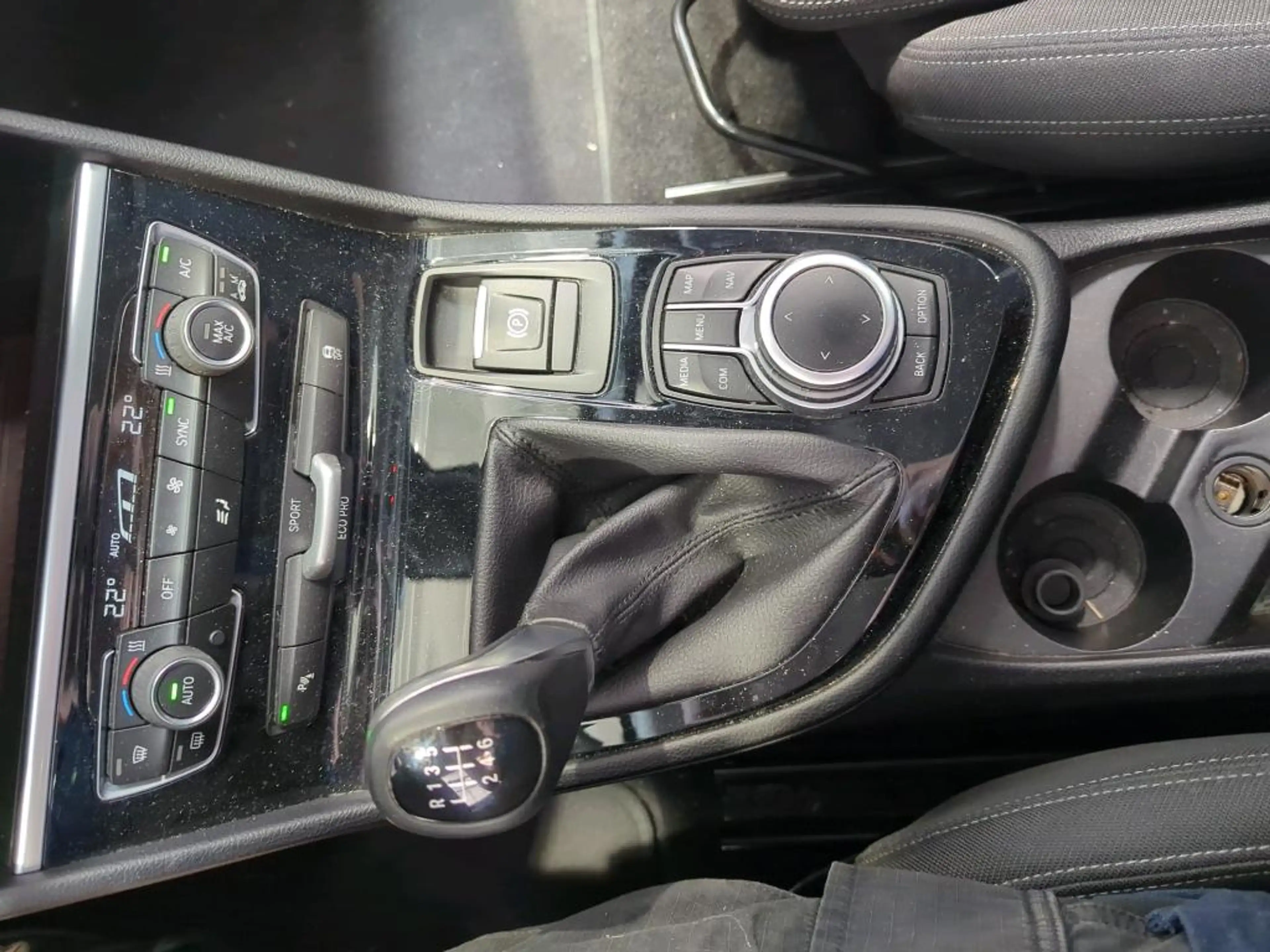 BMW 216 216 d Gran Tourer Advantage * AHK, Kamera, Navi, usw..* — photo 13