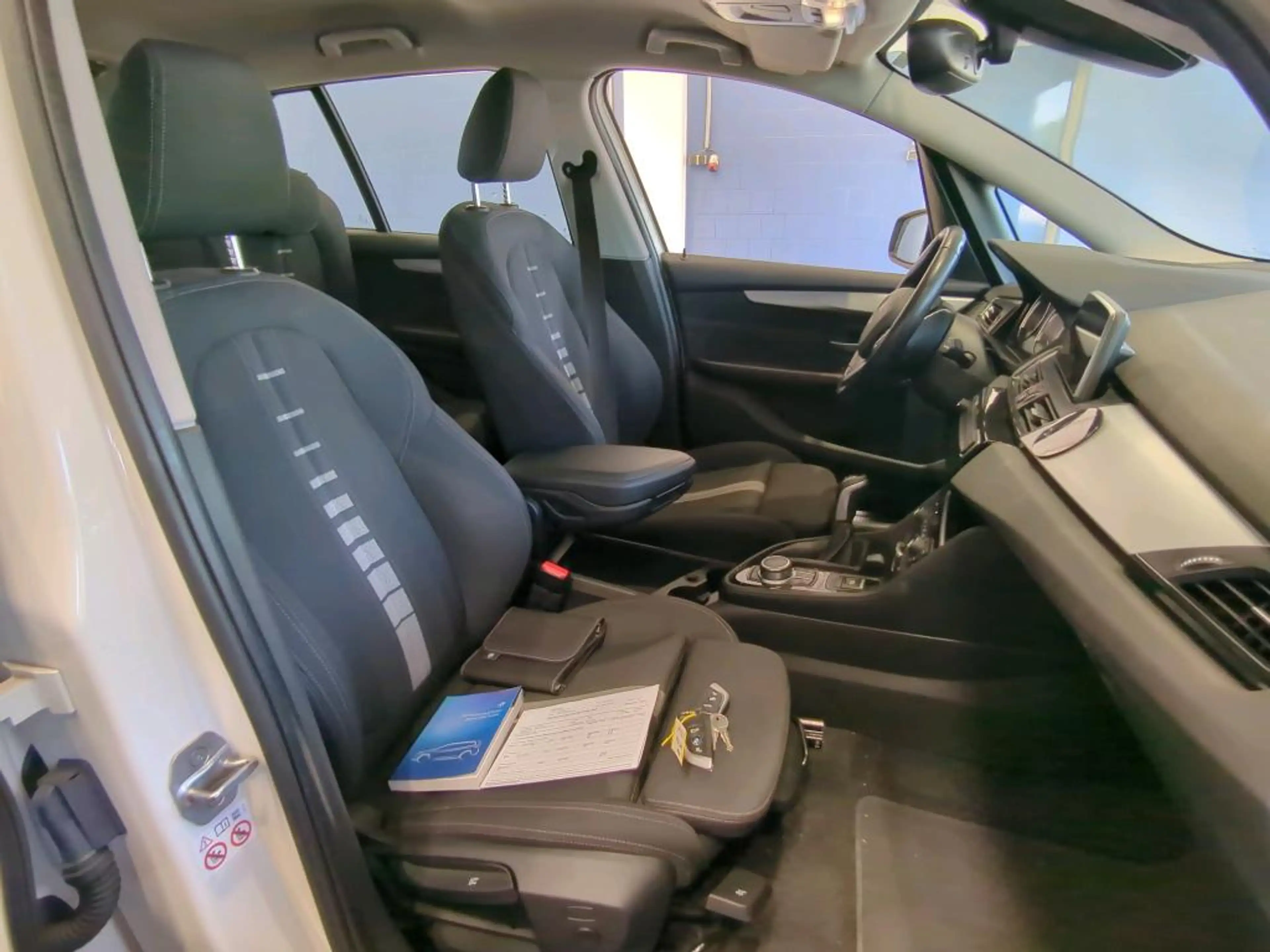 BMW 216 216 d Gran Tourer Advantage * AHK, Kamera, Navi, usw..* — photo 7