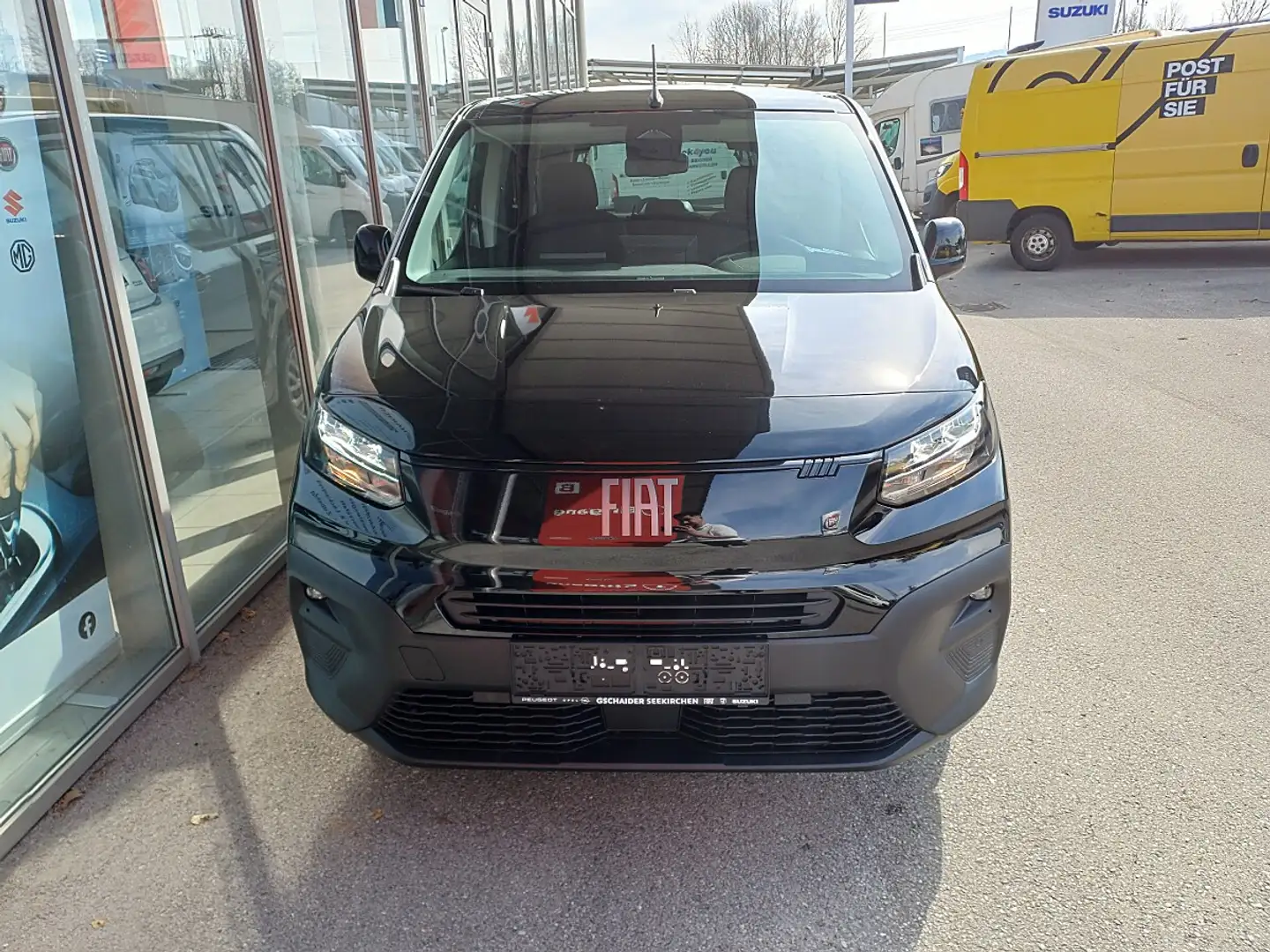 Fiat Doblo M Diesel 130 S&S Aut. Schwarz - 2