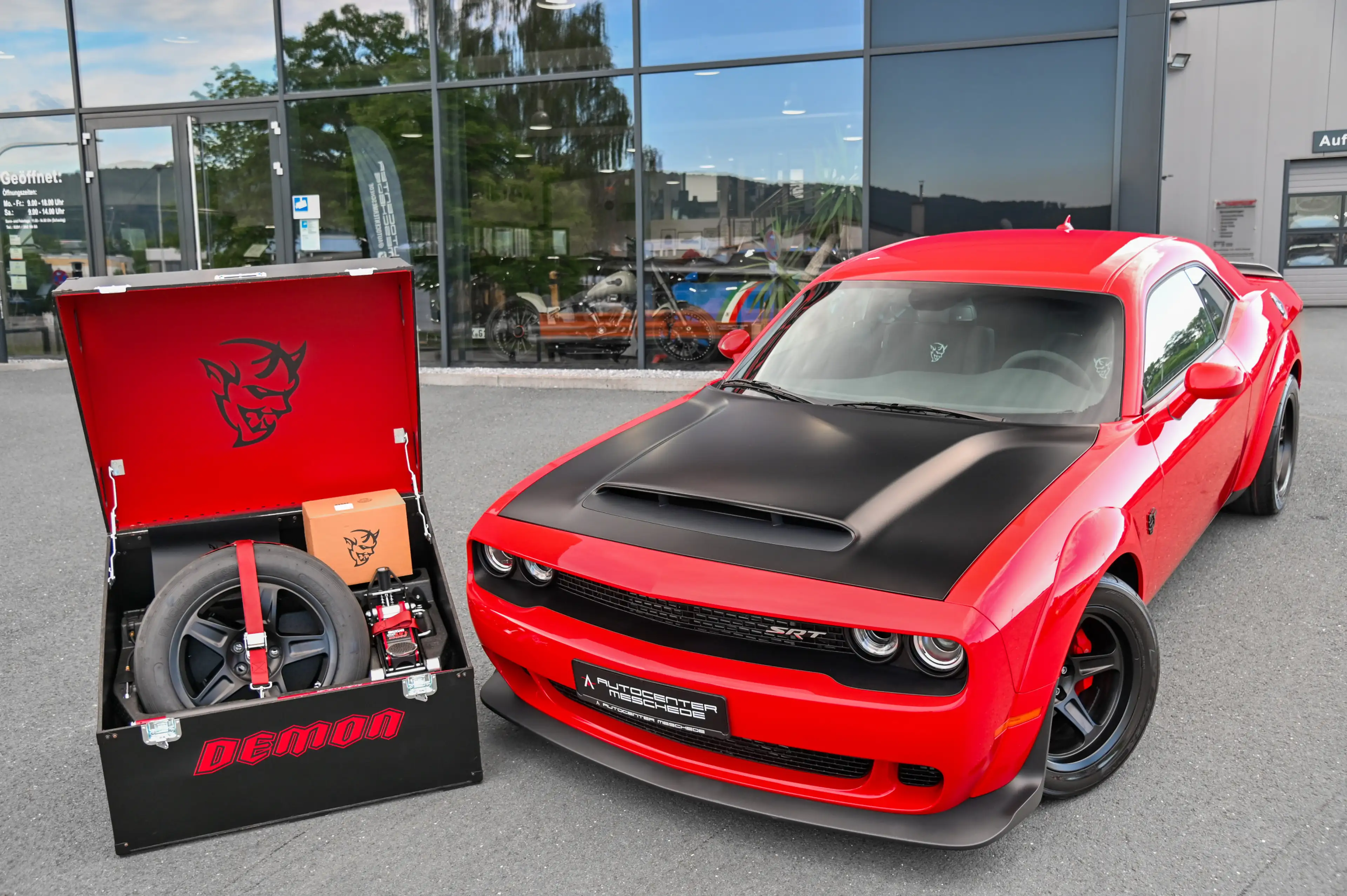 Dodge Challenger SRT DEMON 6.2 V8 *DRAG Create BOX !* — photo 2