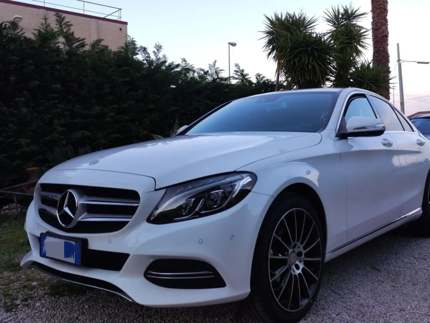 Mercedes-Benz C 200 d (bt) Sport auto Bianco - 2