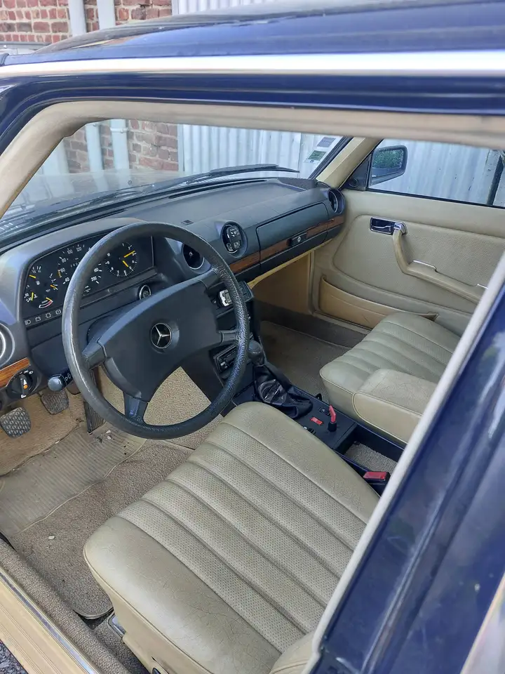 Mercedes-Benz 230 W123, foto 5