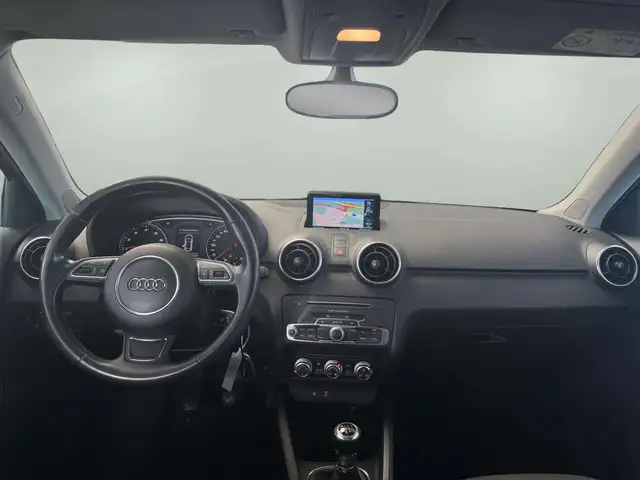 Audi A1 view 11