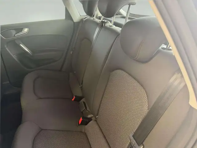 Audi A1 view 13