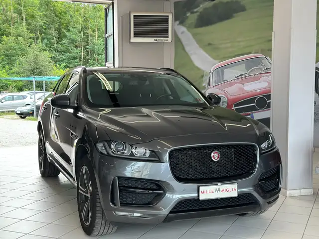 Jaguar F-Pace 2.0d R-Sport awd 180cv auto