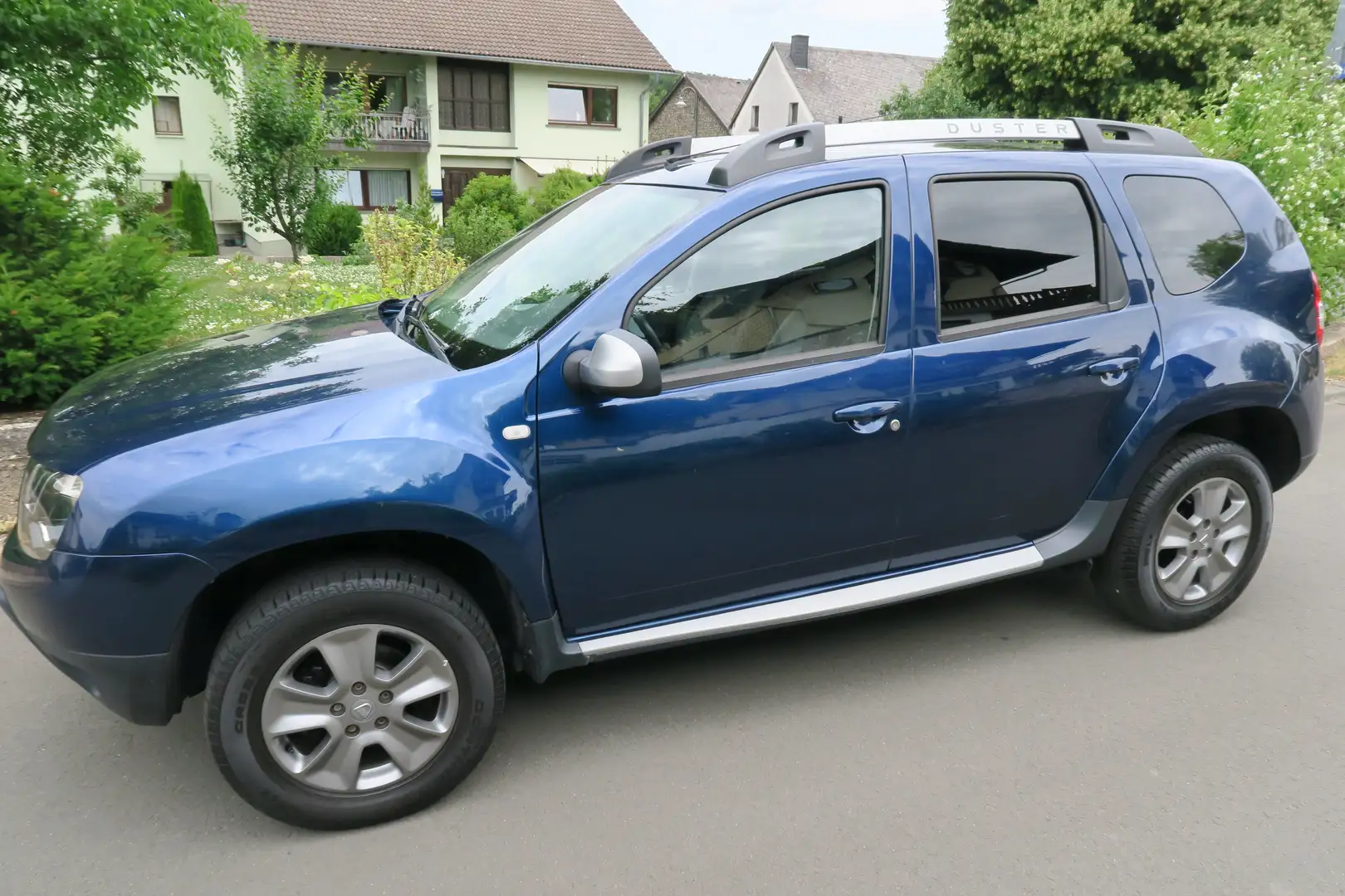 Dacia Duster Prestige 4x4 Blau - 1