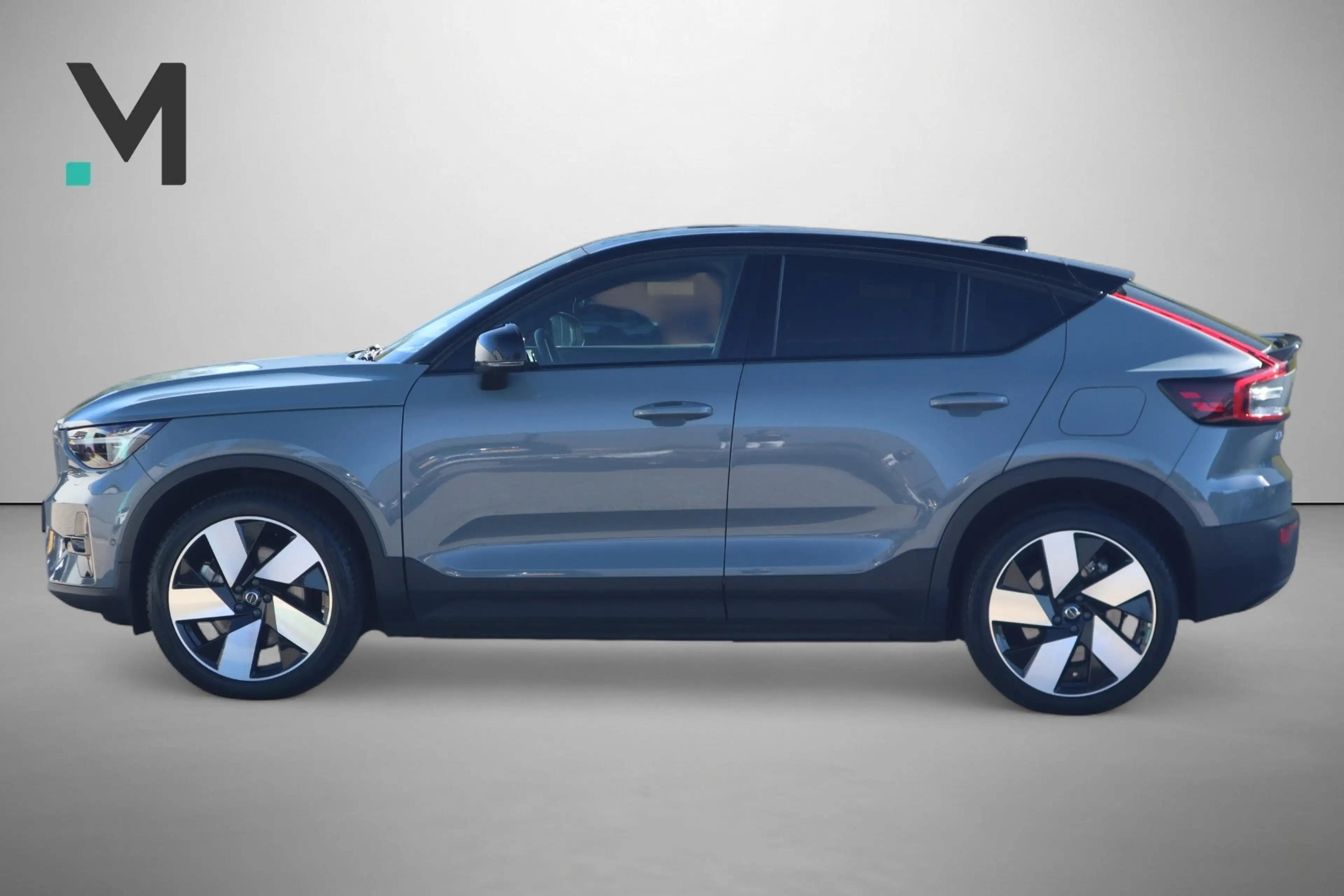Volvo C40 Recharge Twin Intro Edition 78 kWh SOH92% Pano LED — photo 6