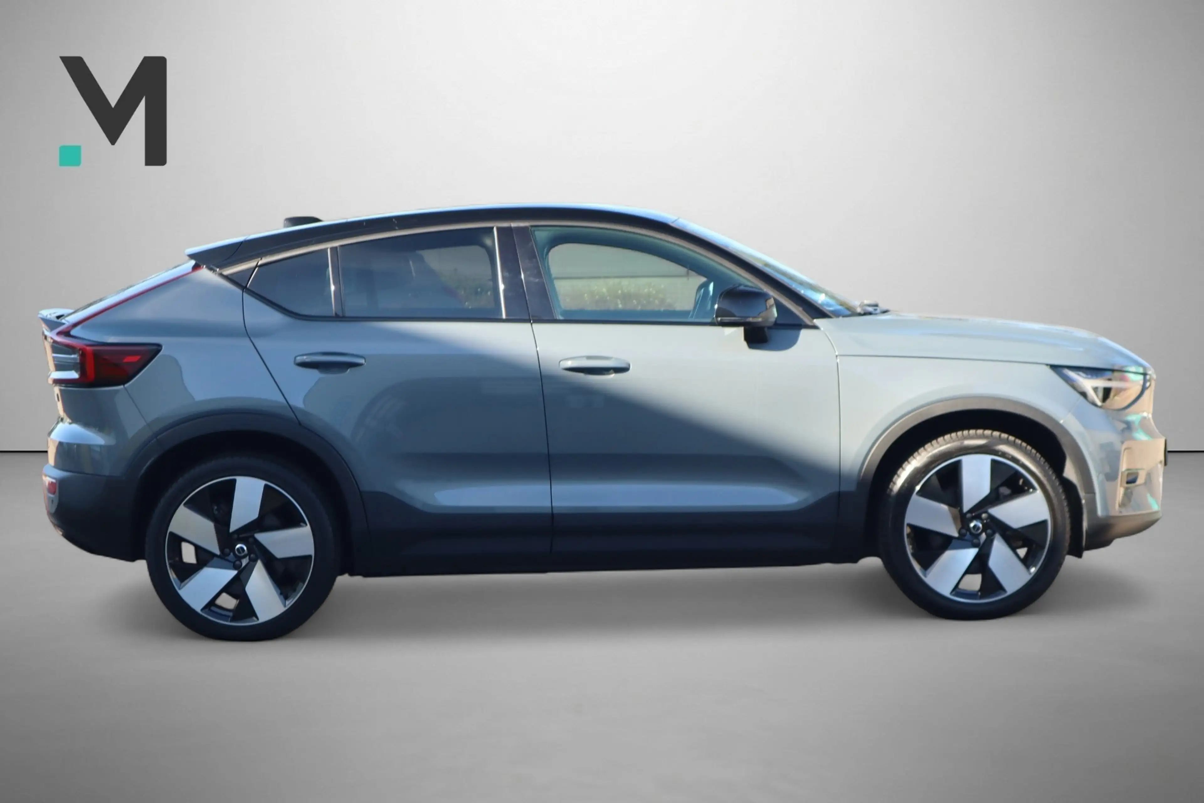 Volvo C40 Recharge Twin Intro Edition 78 kWh SOH92% Pano LED — photo 5