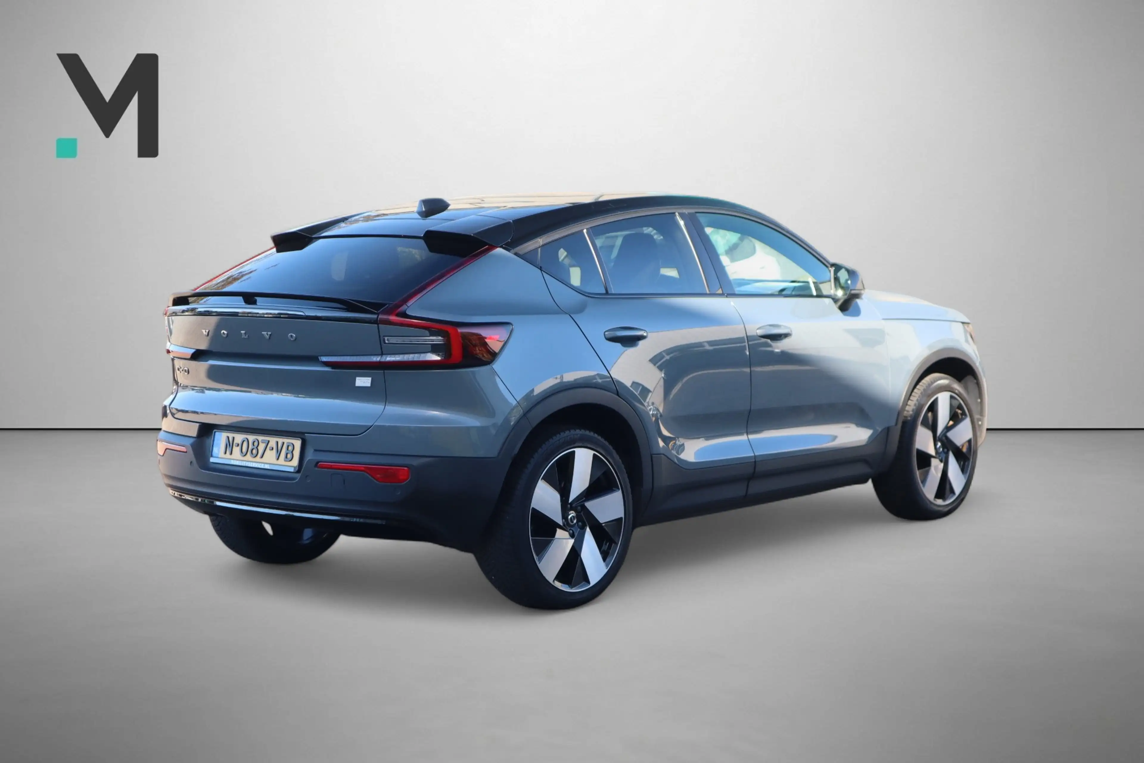 Volvo C40 Recharge Twin Intro Edition 78 kWh SOH92% Pano LED — photo 2