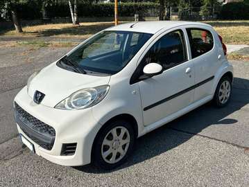 107 1.0 12v Active (plaisir) 5p 2tronic FL