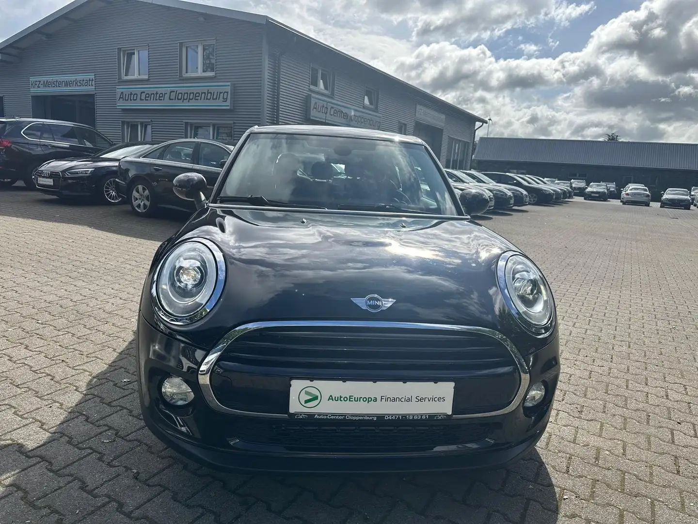 MINI Cooper 1,5 Schwarz - 2