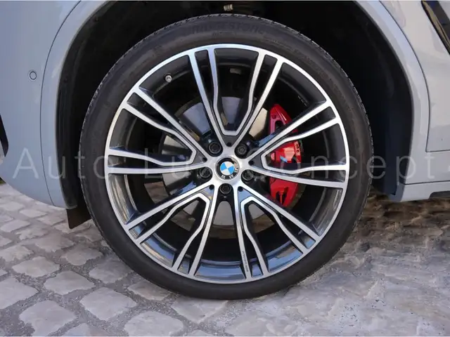 BMW X3 M view 14
