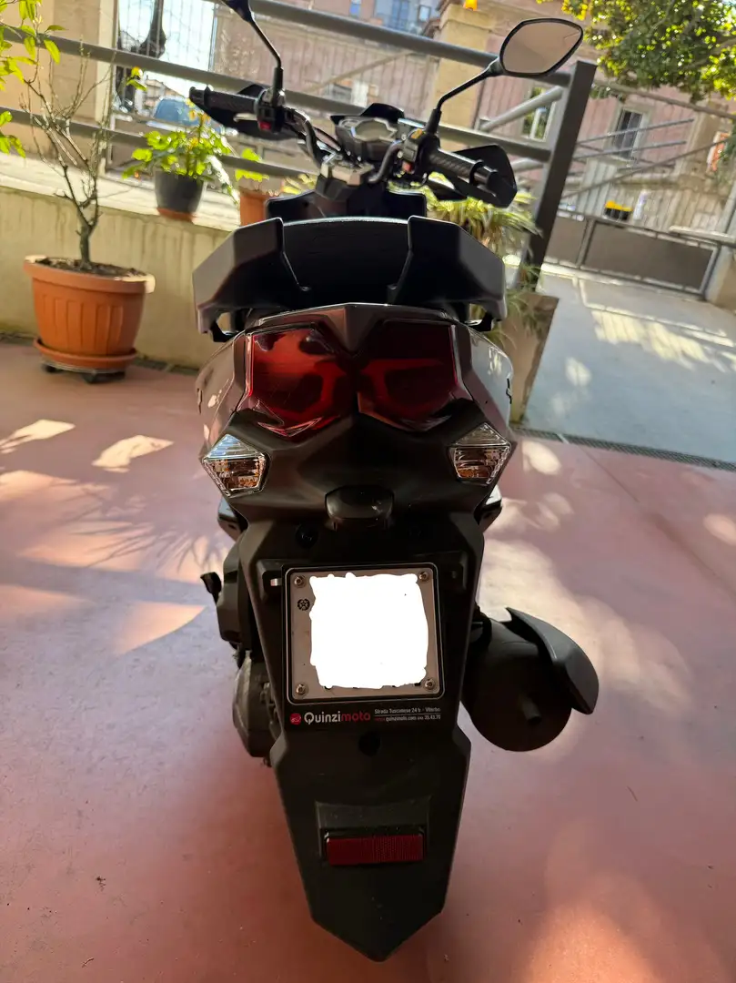 SYM Jet 4 Jet 4 2025 Negro - 2