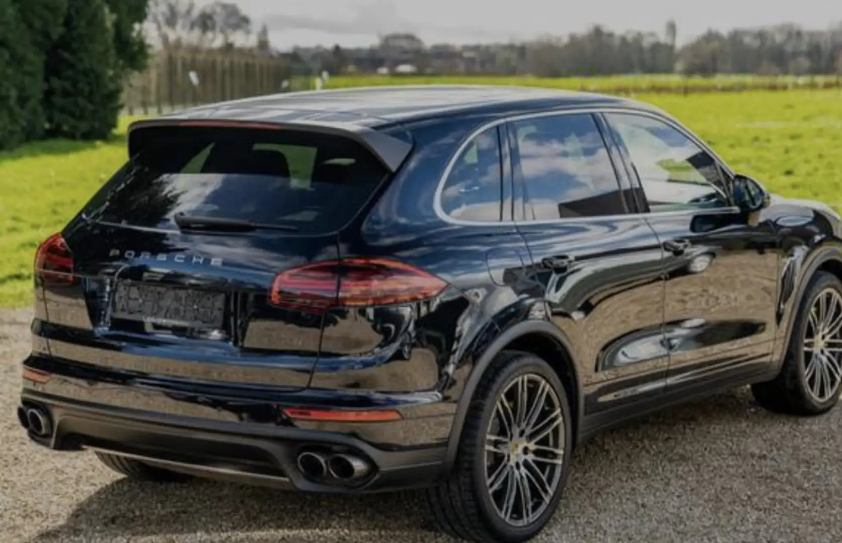 Porsche Cayenne S E Hybrid Black - 1