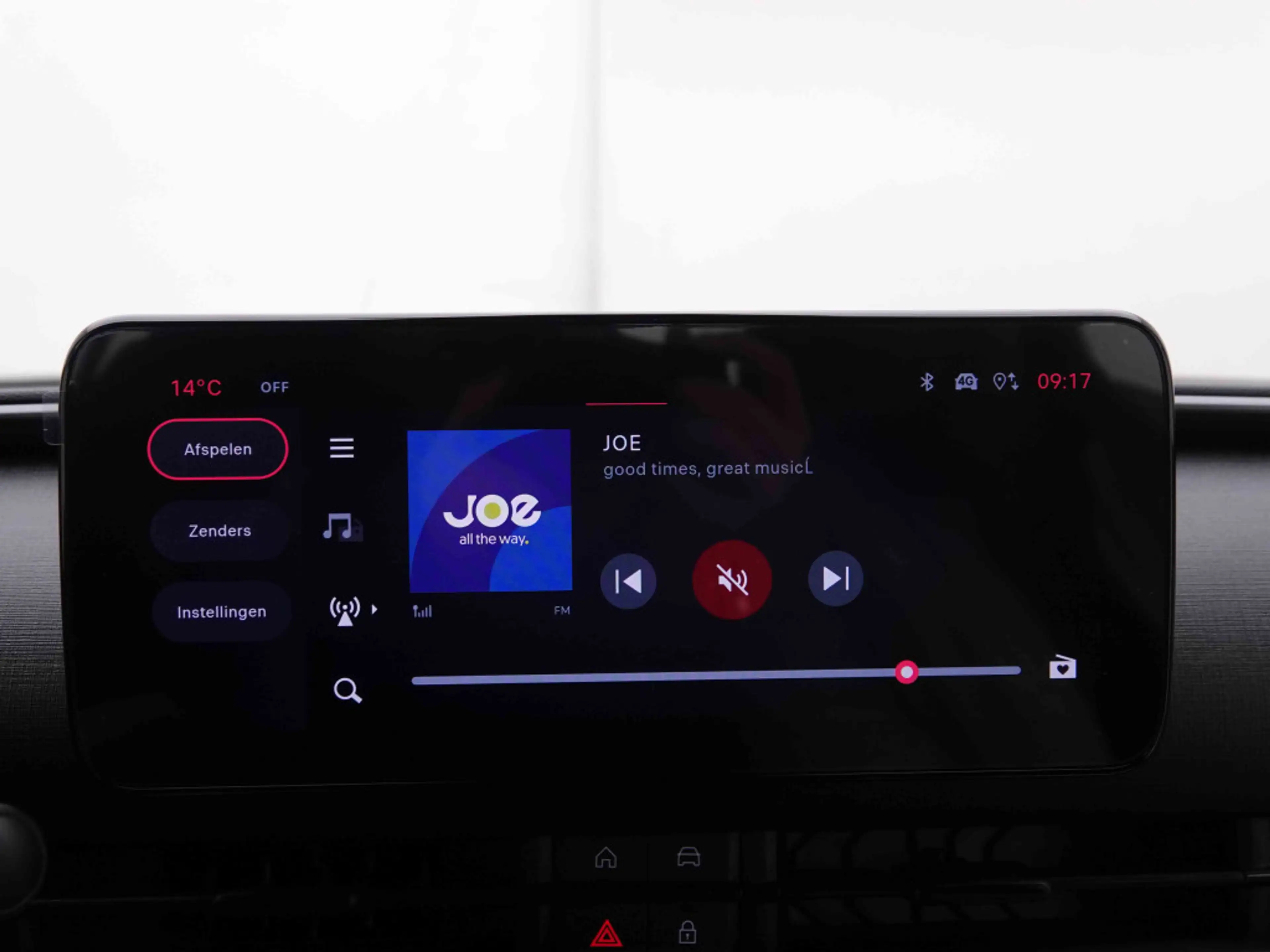 Fiat 600 1.2T Hybrid DCT Lounge | GPS | Keyless | Cam | Winter Pack — photo 11