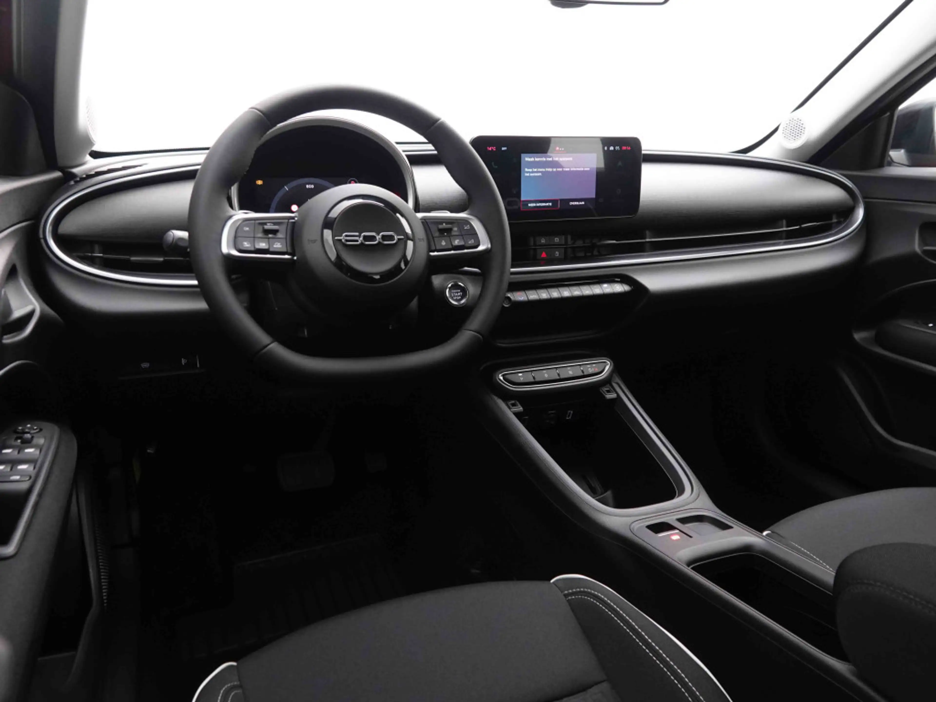 Fiat 600 1.2T Hybrid DCT Lounge | GPS | Keyless | Cam | Winter Pack — photo 8