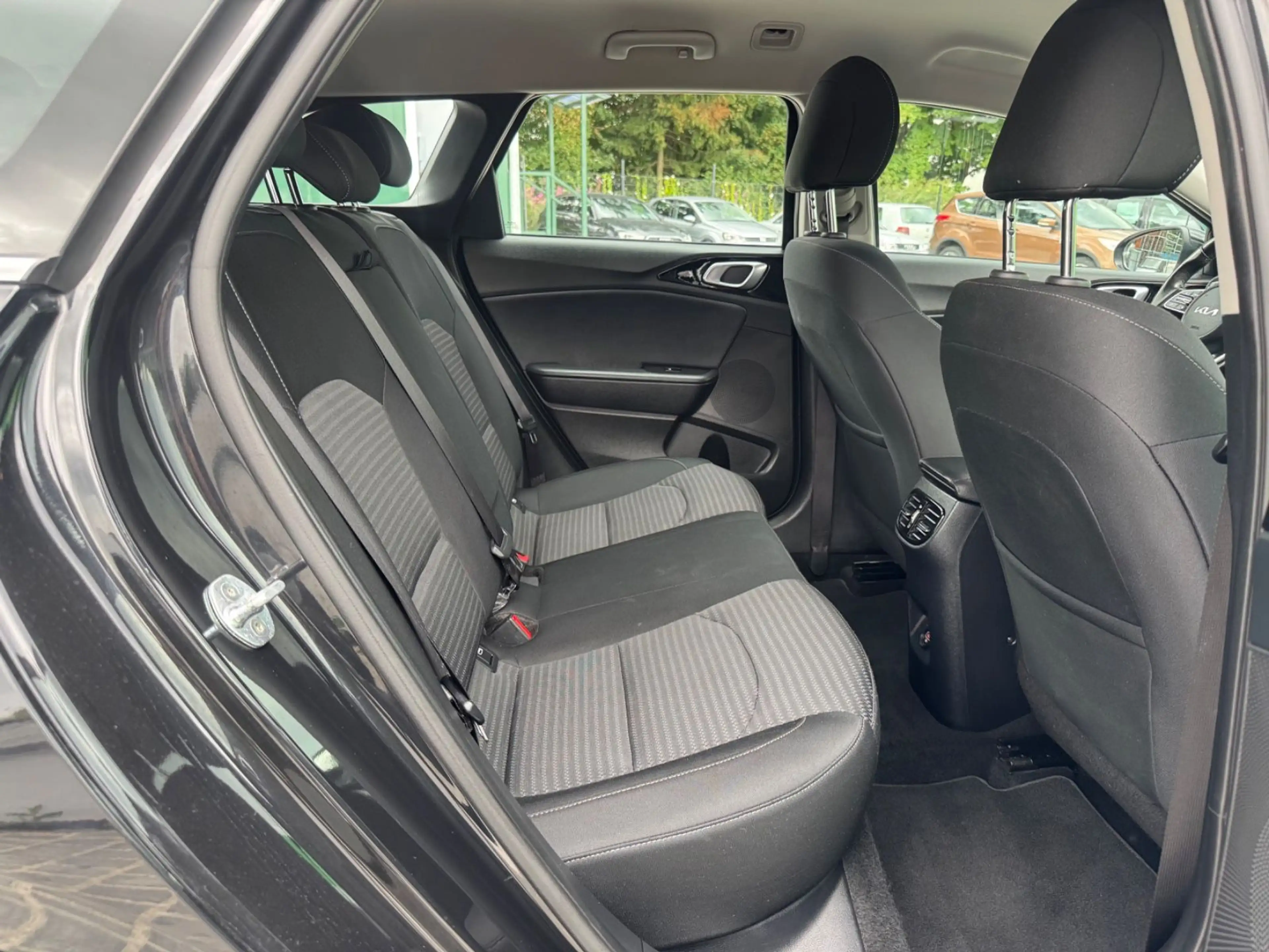 Kia Ceed SW / cee'd SW Spirit*LED*SHZ*R-KAM*AUTOPILOT — photo 19