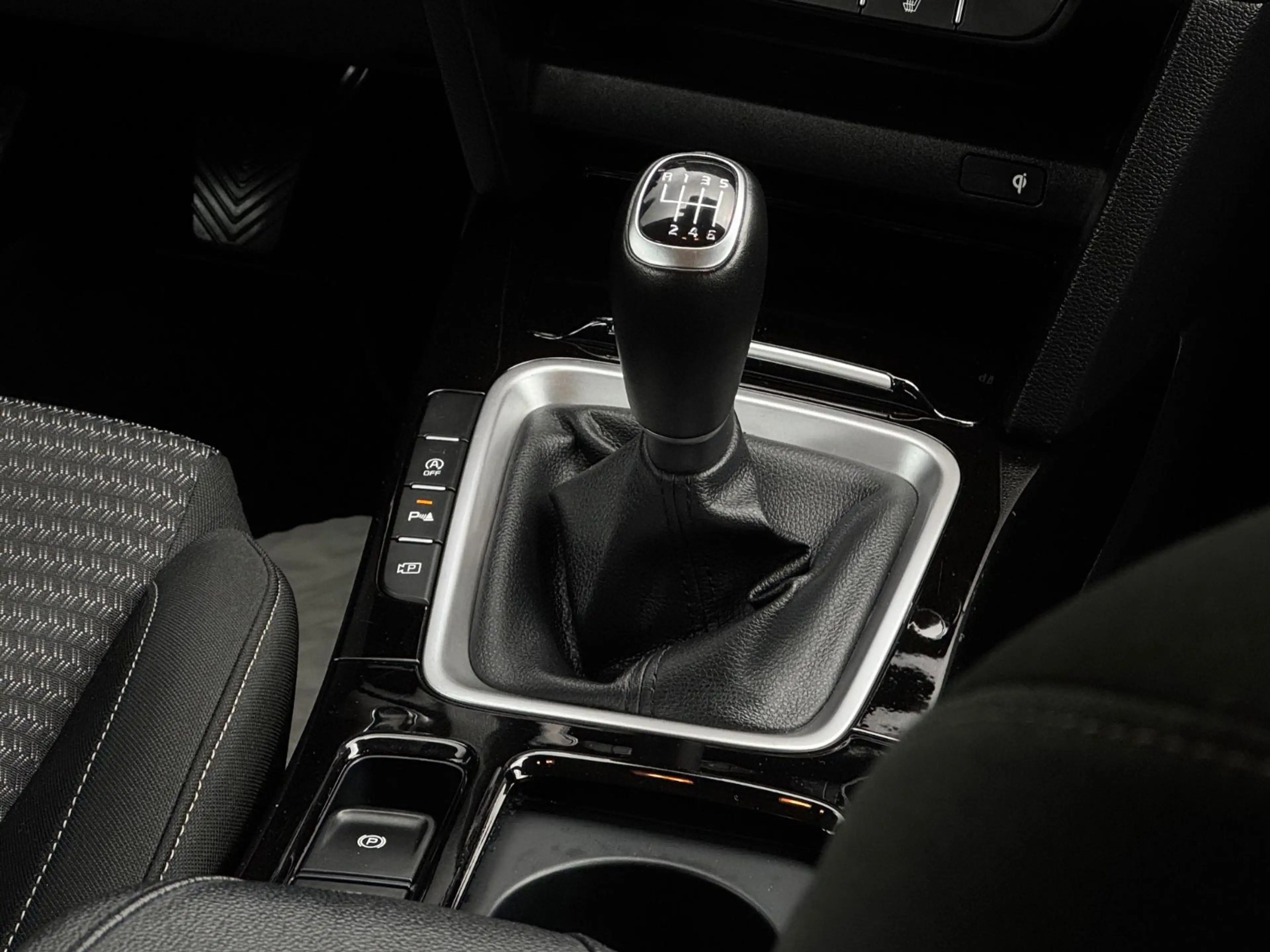 Kia Ceed SW / cee'd SW Spirit*LED*SHZ*R-KAM*AUTOPILOT — photo 17
