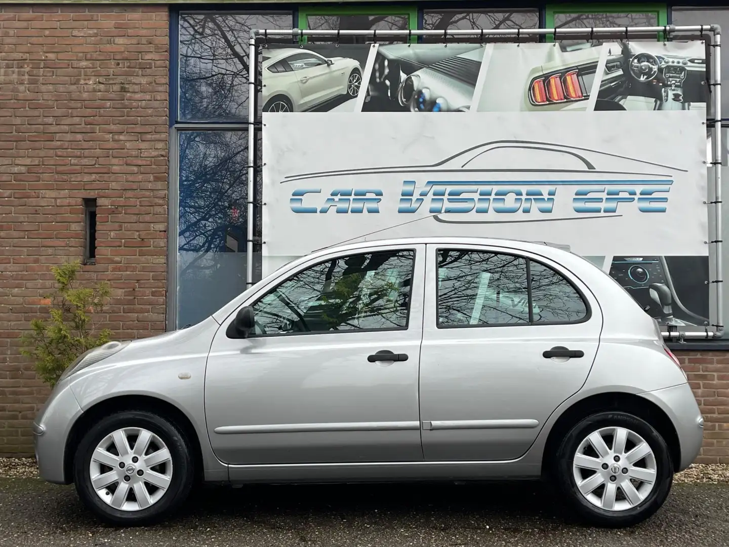 Nissan Micra 1.2 ELLE|Airco|5-drs|Cv| Gris - 2