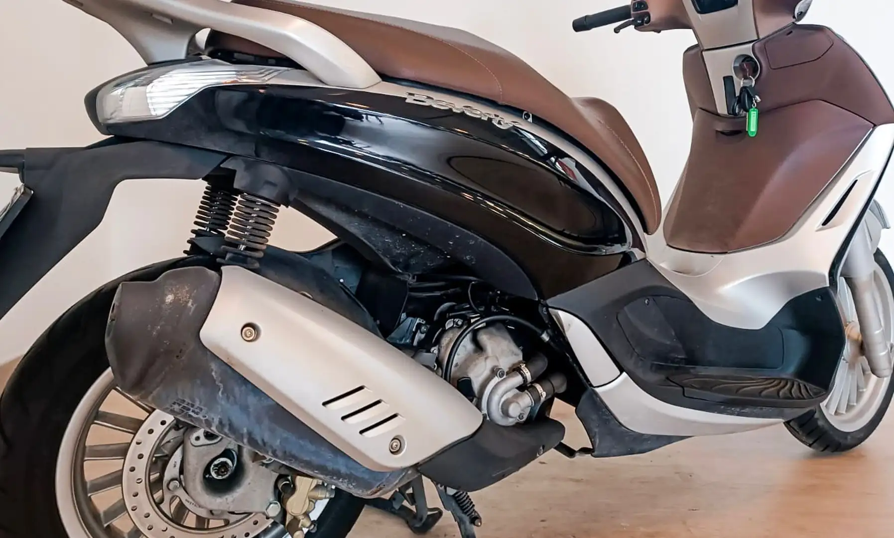 Piaggio Beverly 300 Piaggio Beverly 300 ie abs asr - 2