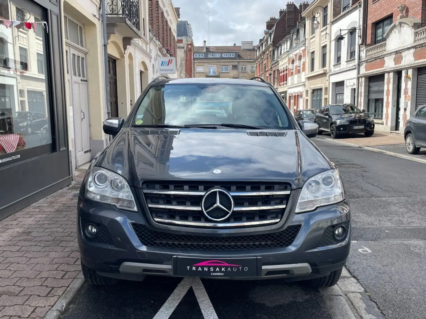 Mercedes-Benz ML 300 M 300 CDI BlueEfficiency A / BLUETOOTH / SIEGE ELE Gris - 2