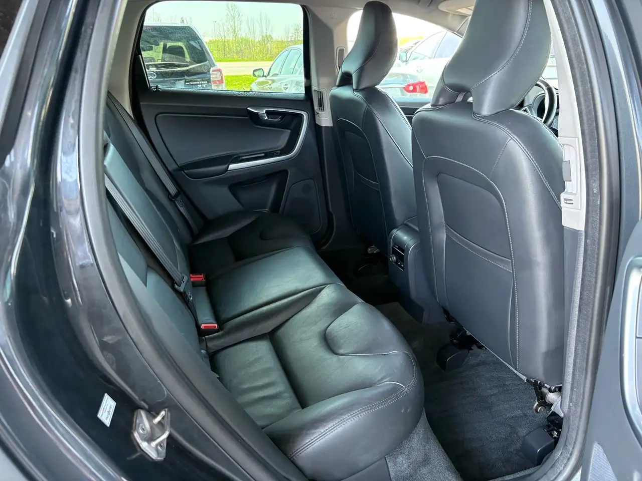 Volvo XC60 снимка Volvo XC60