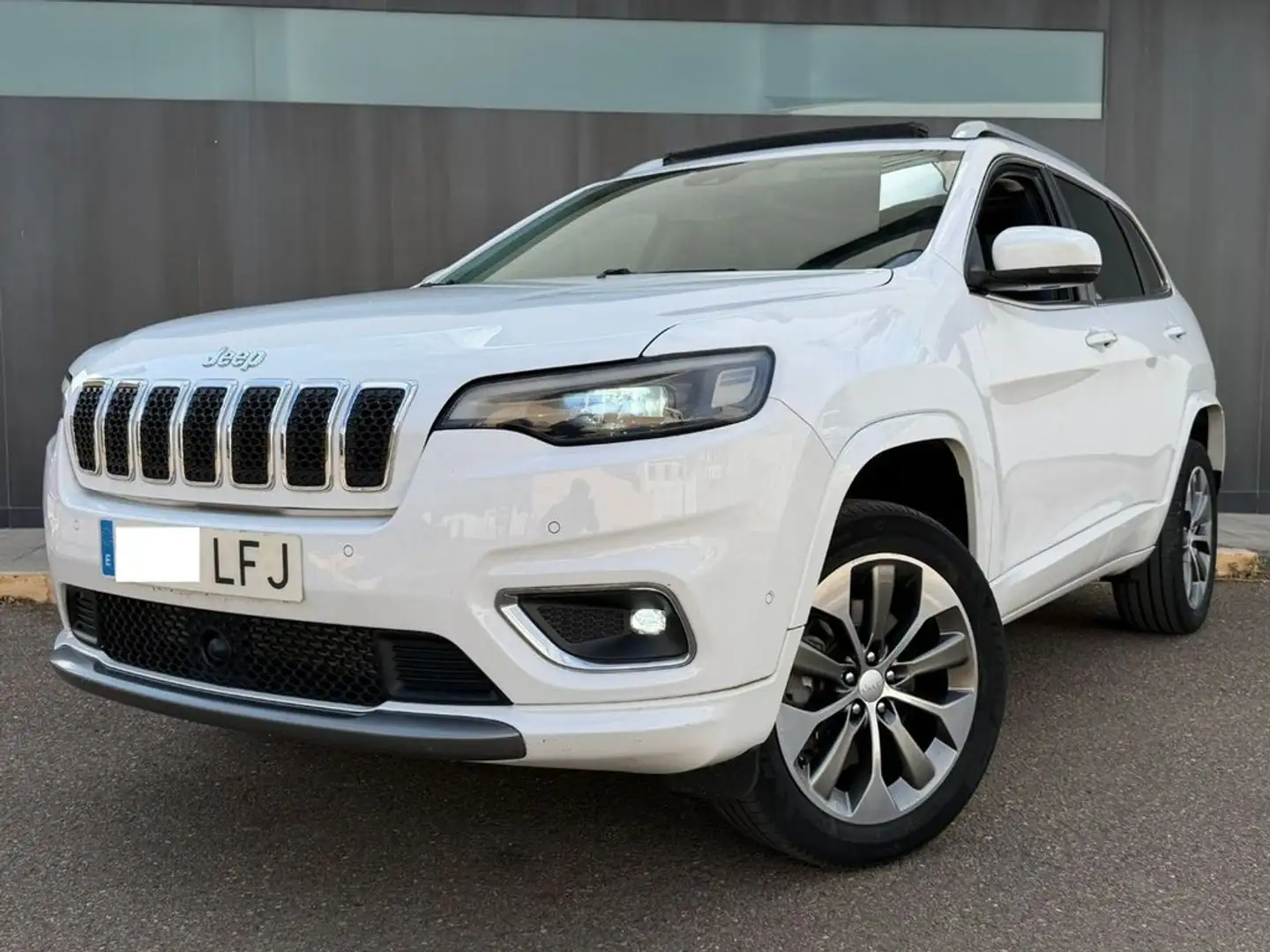 Jeep Cherokee 2.2 Overland AWD 9AT Blanco - 1