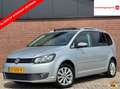Volkswagen Touran Highline | 1E EIG! | NL-AUTO! | DEALER OH! Zilver - thumbnail 1