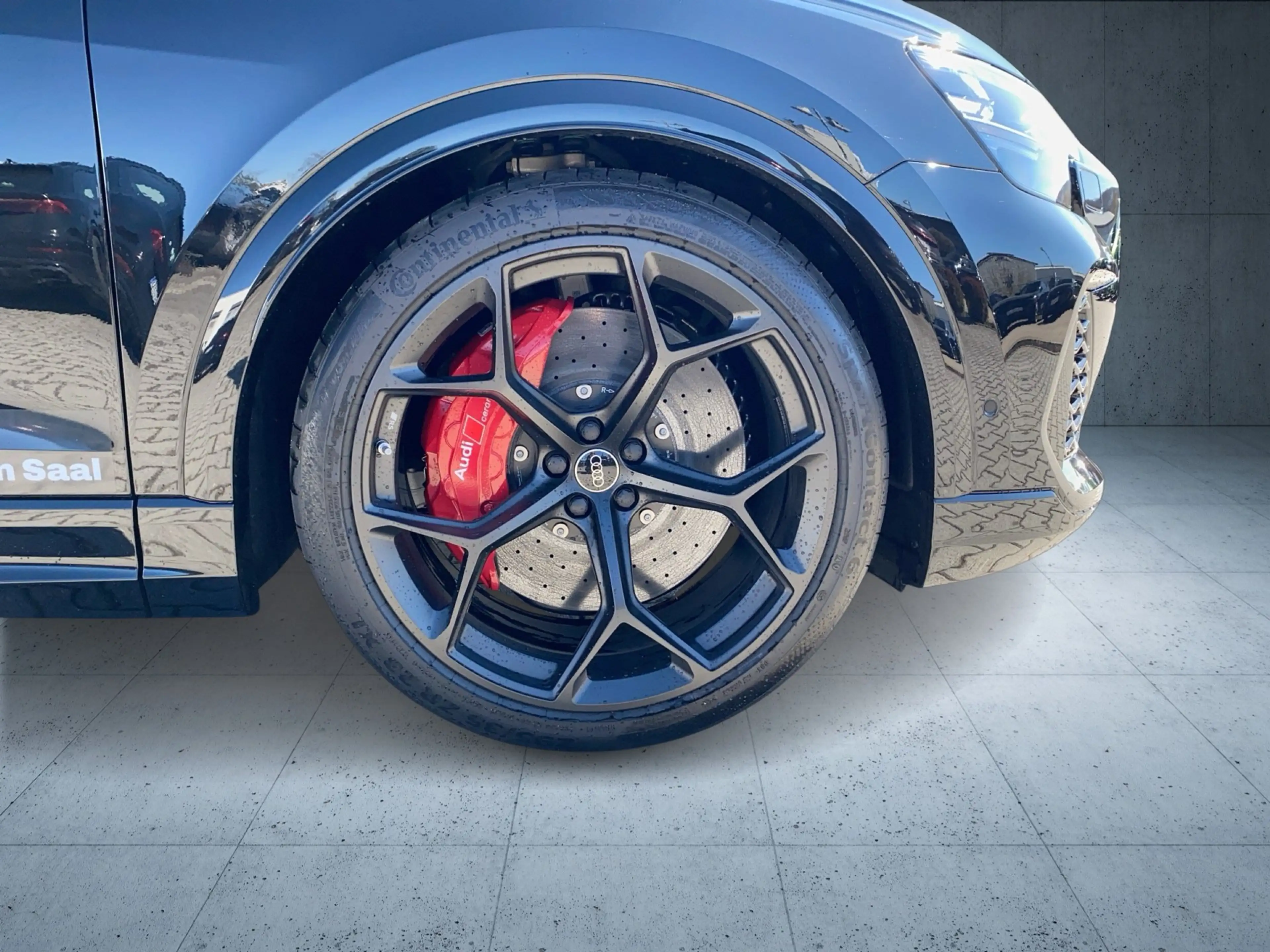 Audi RS Q8 SUV performance tiptr. Vmax305 23 PANO HUD — photo 7