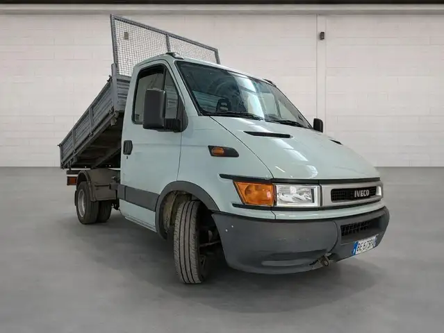 Iveco Daily 2.8 RIBALTABILE TRILATERALE