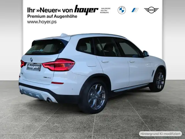 BMW X3 view 2