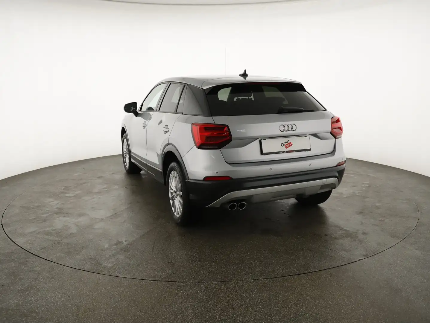 Audi Q2 35 TFSI Design Silber - 2