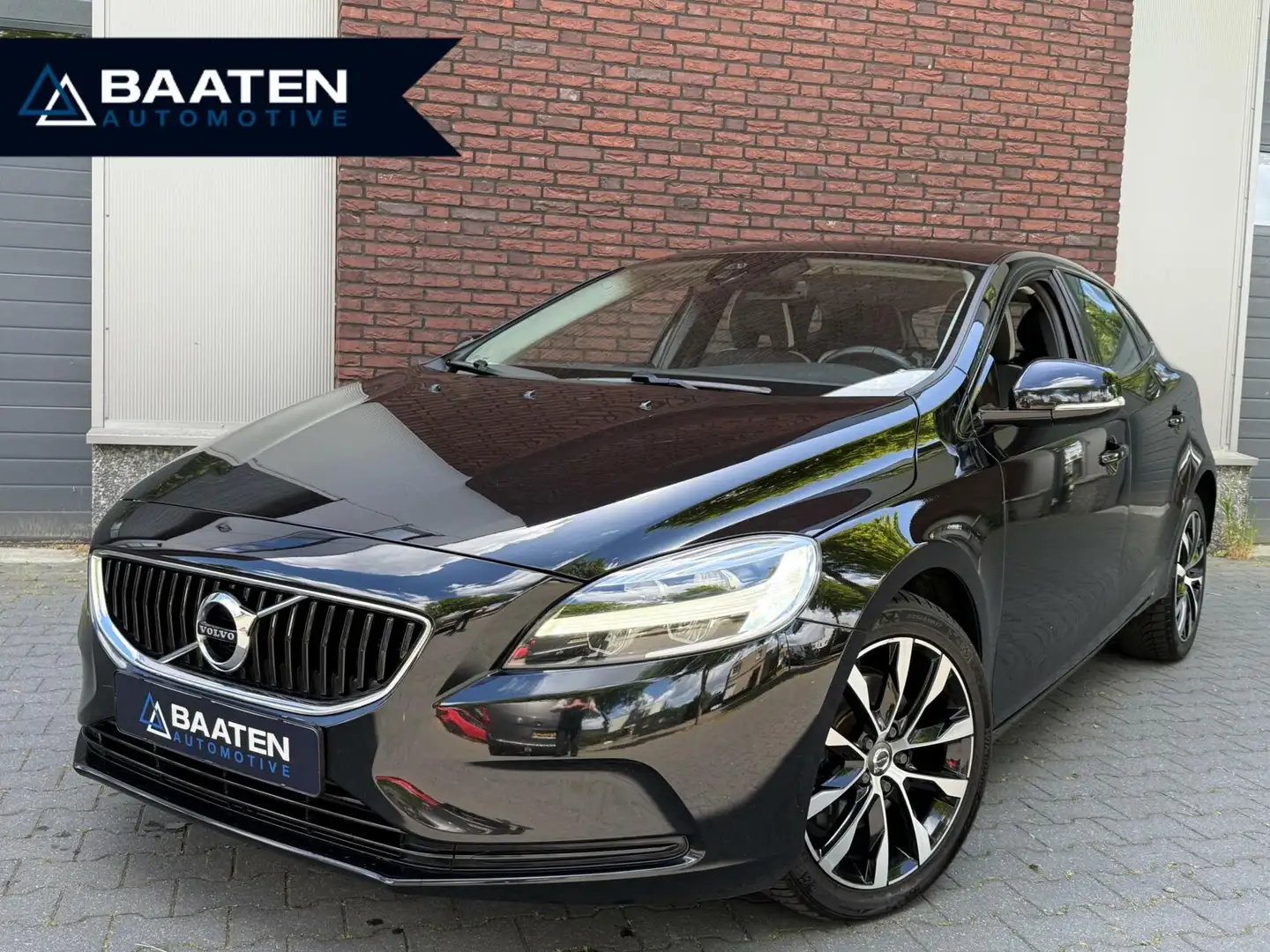 Volvo V40 2.0 T2 |R-design Dif|Polestar|Digitaal|LED|Navi|Cr Czarny - 1