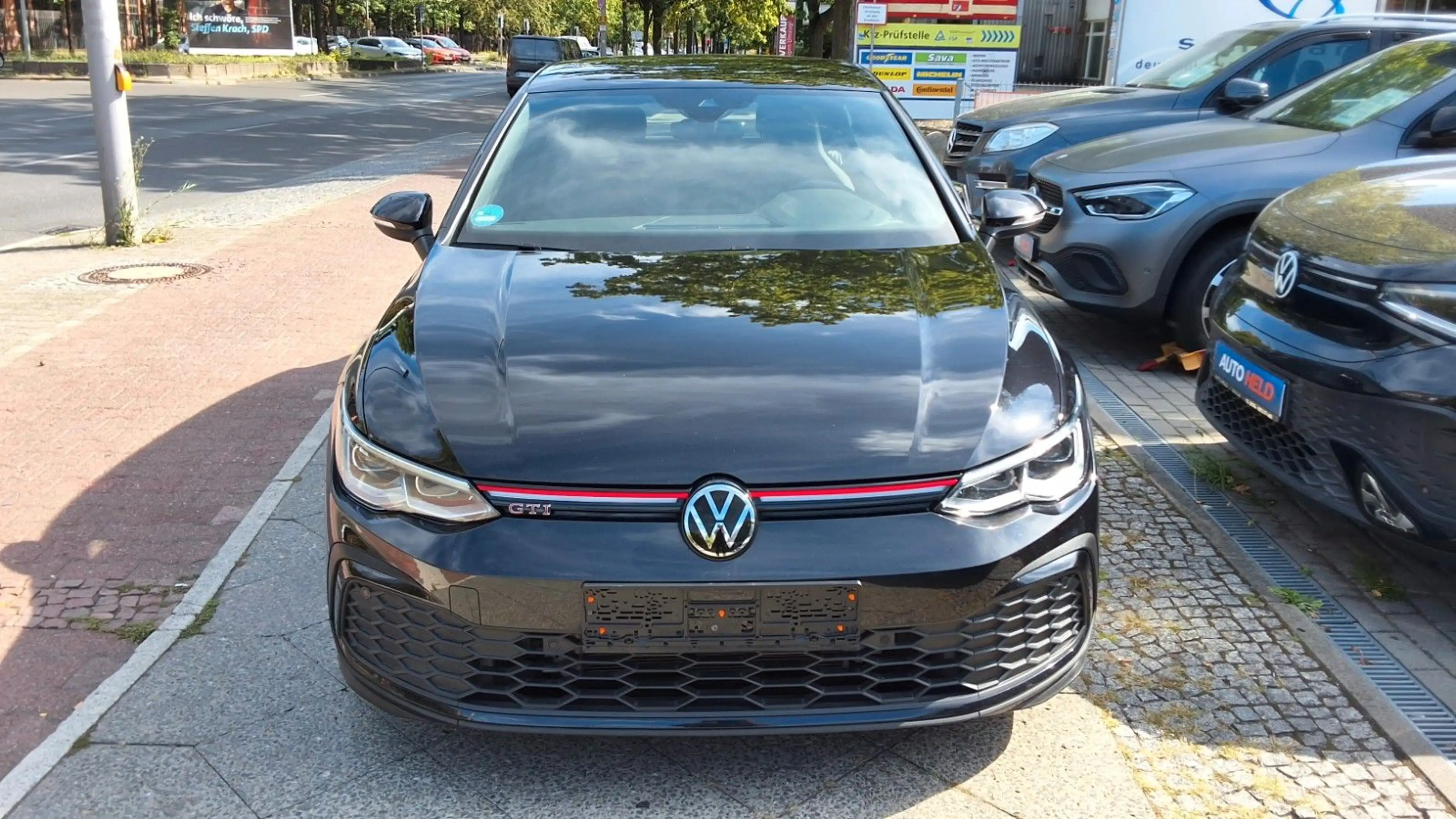 Volkswagen Golf VIII Lim. GTI — photo 3