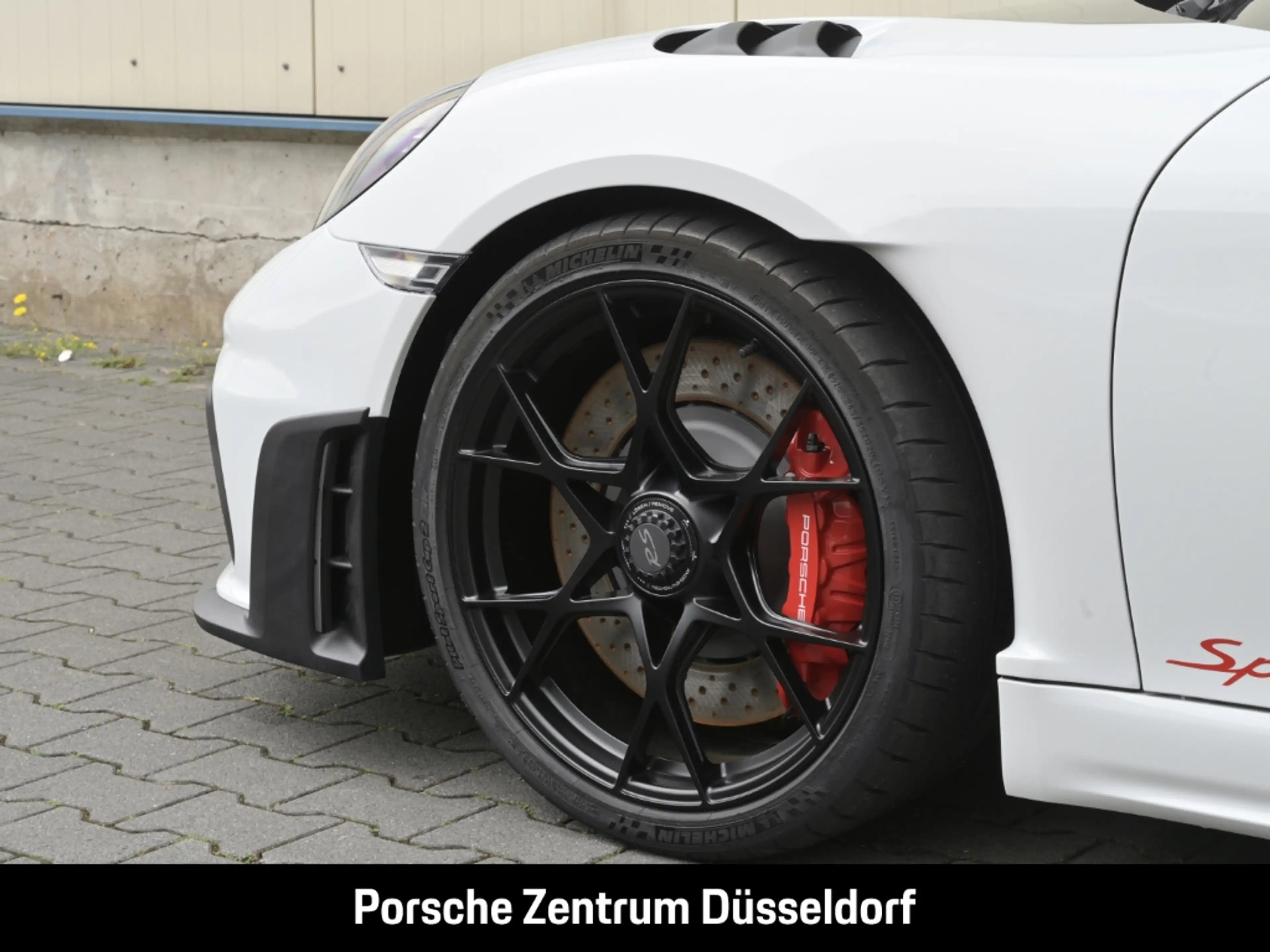 Porsche 718 Spyder RS BOSE Sportabgasanlage Sport Chrono — photo 9