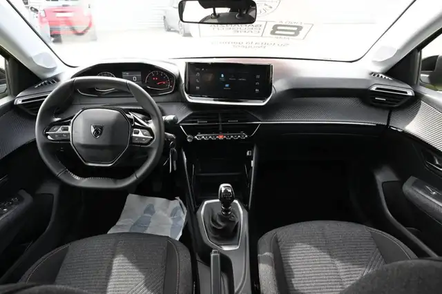 Peugeot 208 view 7