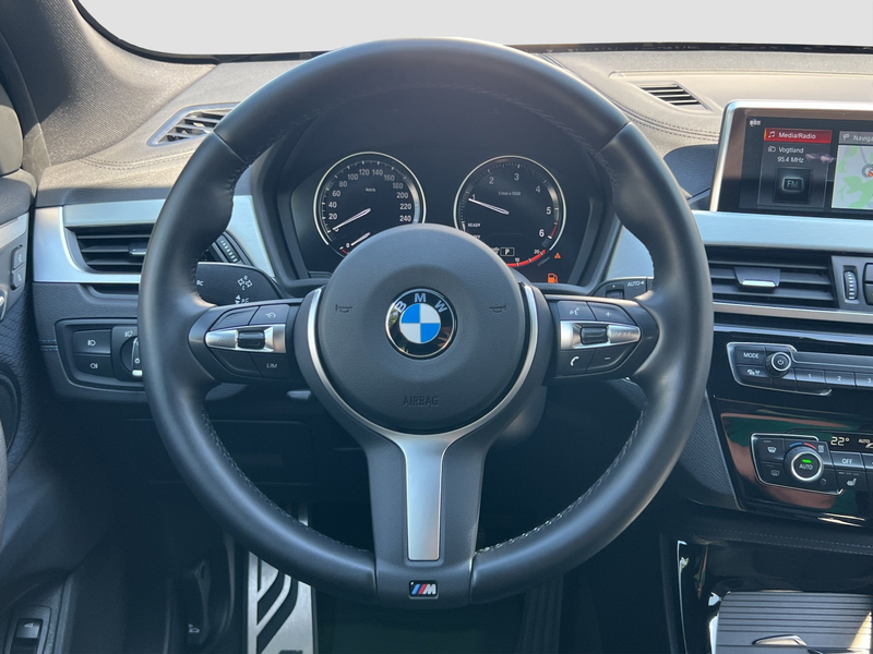 BMW X1 sDrive18d ///M-Sport Business Package — photo 12