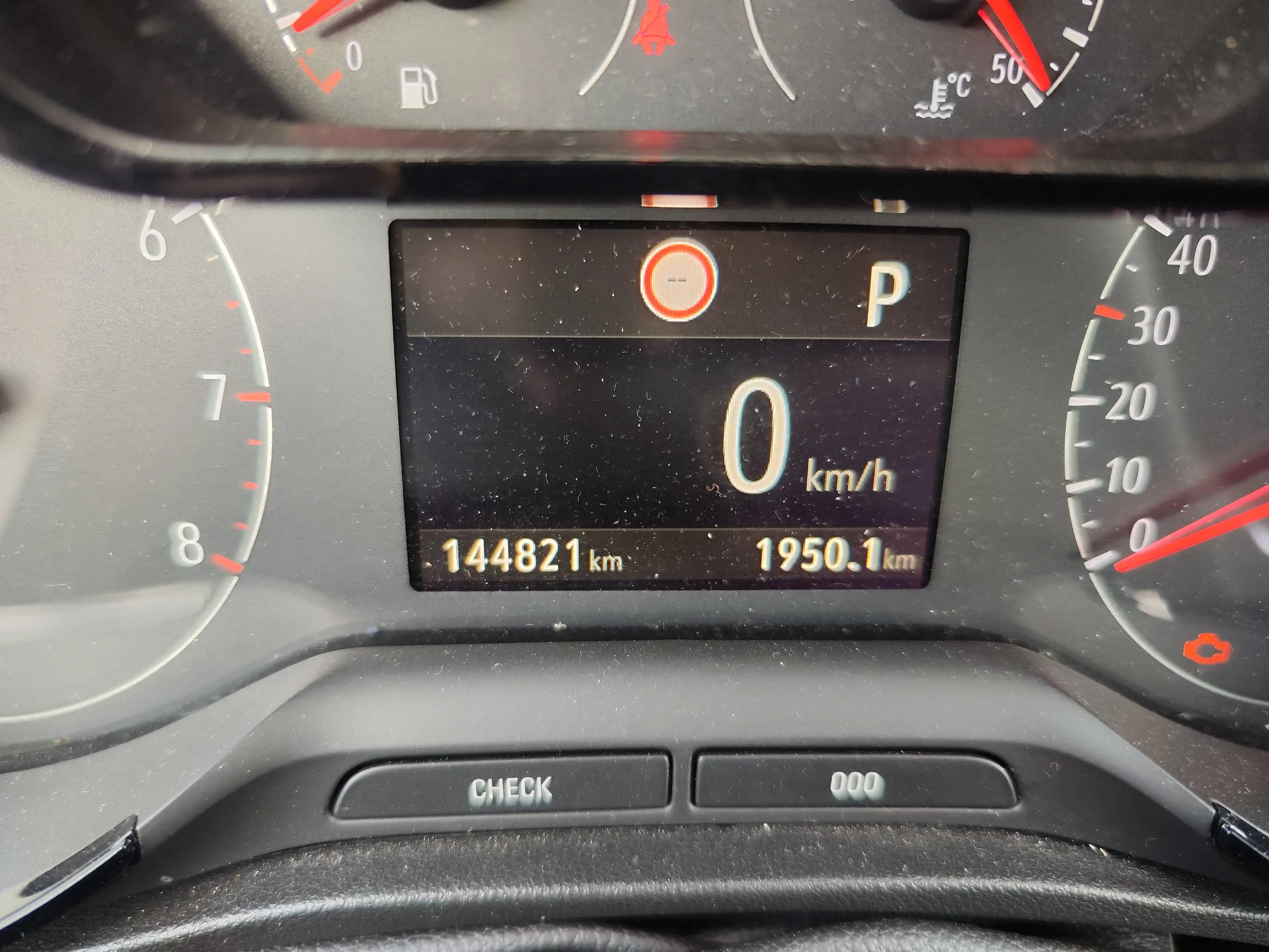 Opel Crossland X Crossland X 1.5 TD ECOTEC — photo 9