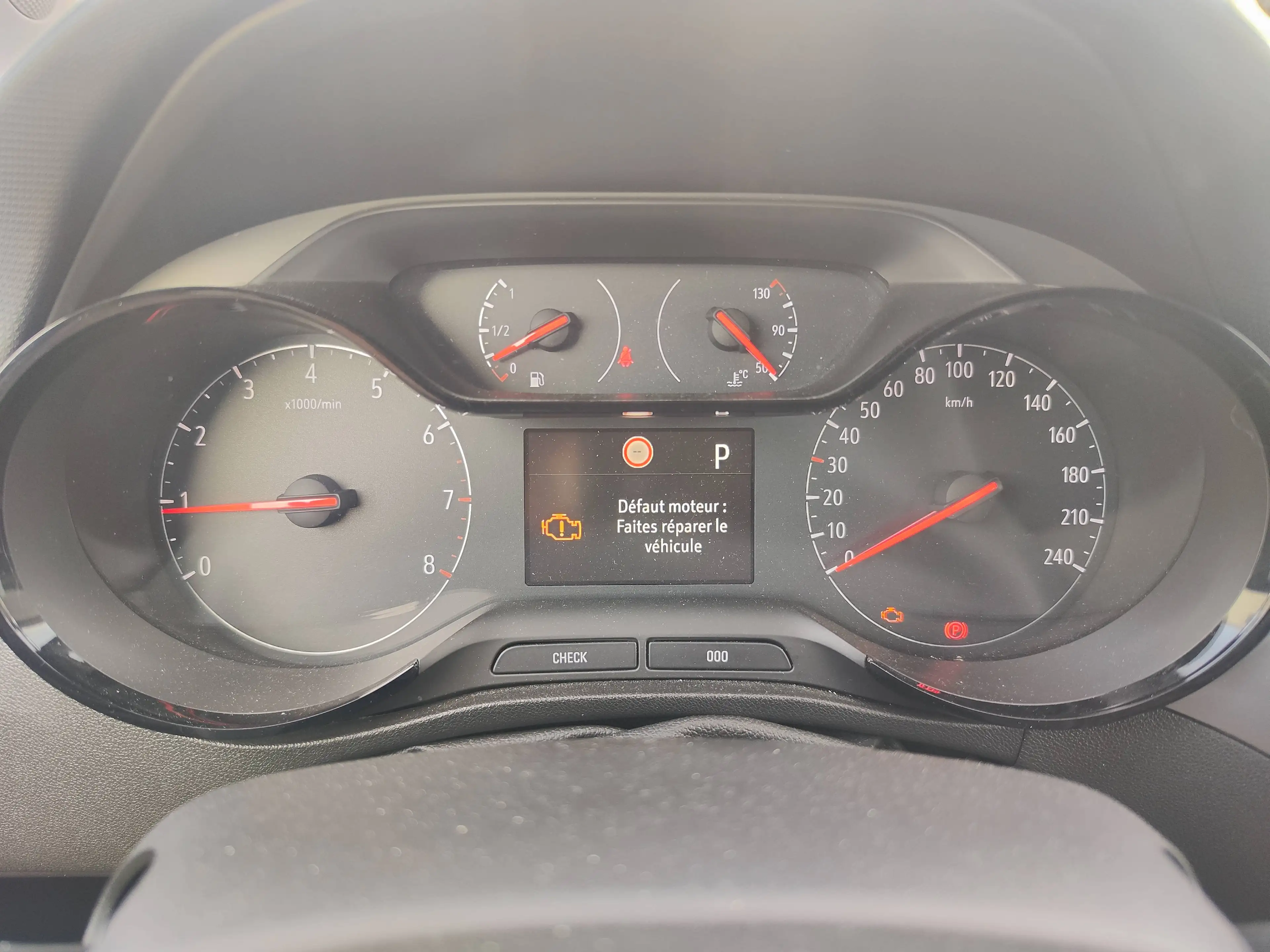 Opel Crossland X Crossland X 1.5 TD ECOTEC — photo 8